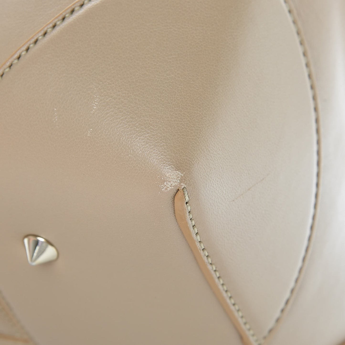 Calfskin Medium Lucrezia Beige