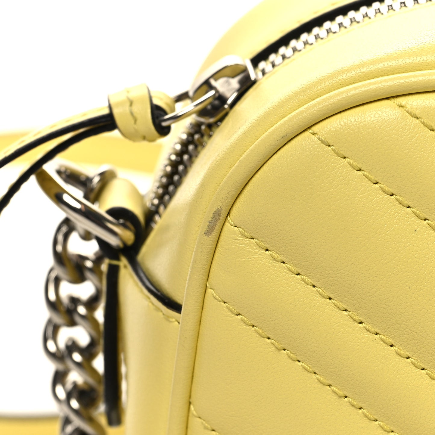 Calfskin Matelasse Small GG Marmont Chain Shoulder Bag Banana