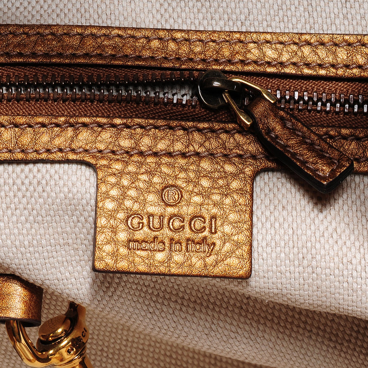 Gucci Metallic Pebbled Calfskin Medium Soho Shoulder Bag Gold Ombre 7 of 8