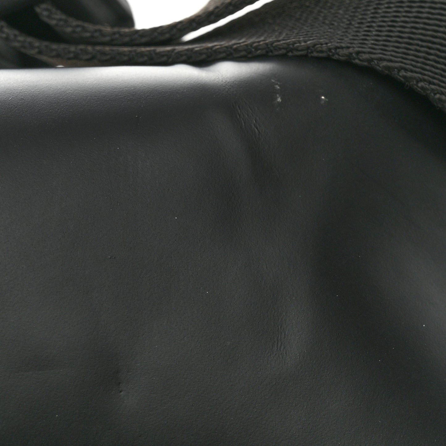 Monogram Eclipse Voyager PM Messenger