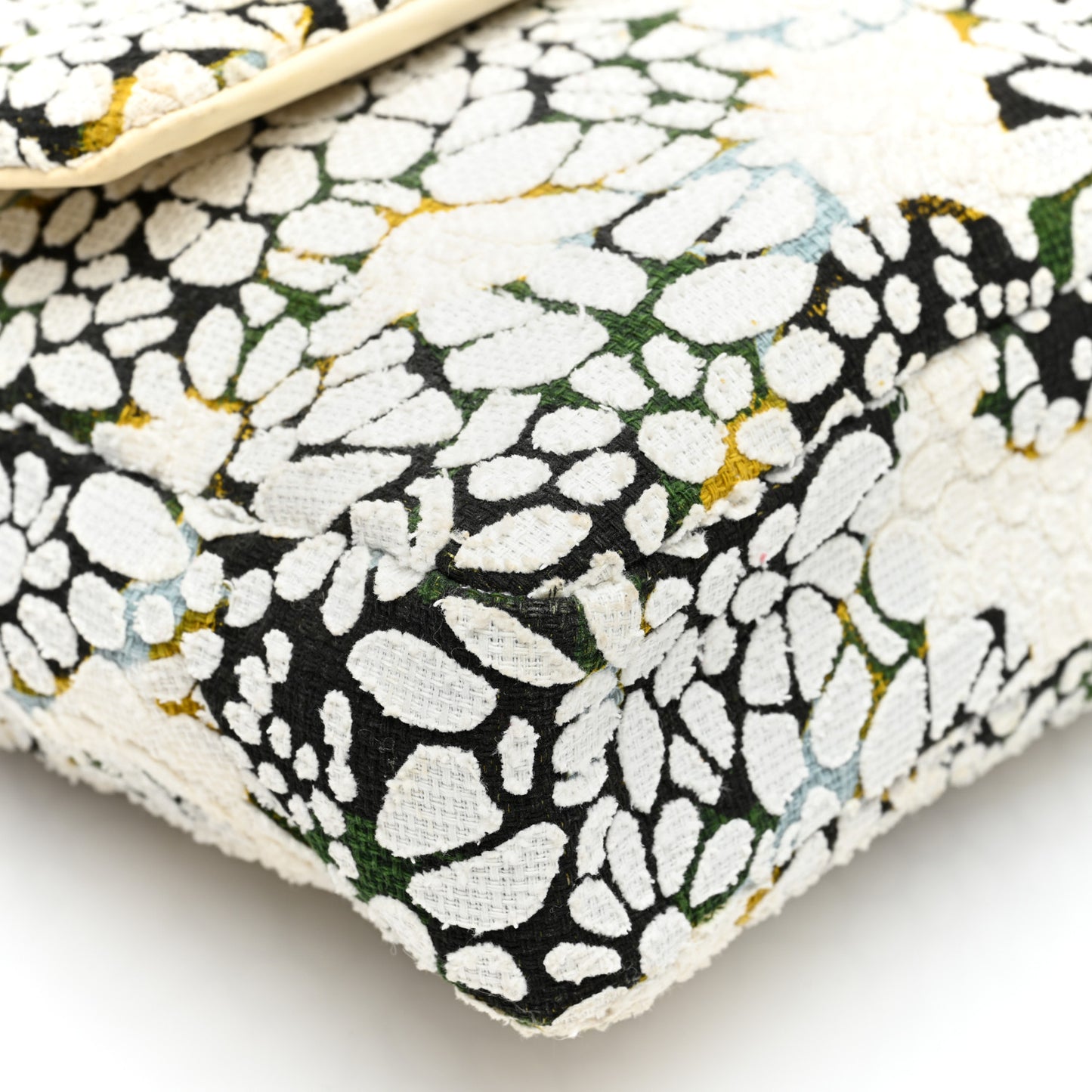 Tweed Quilted Floral Single Flap White