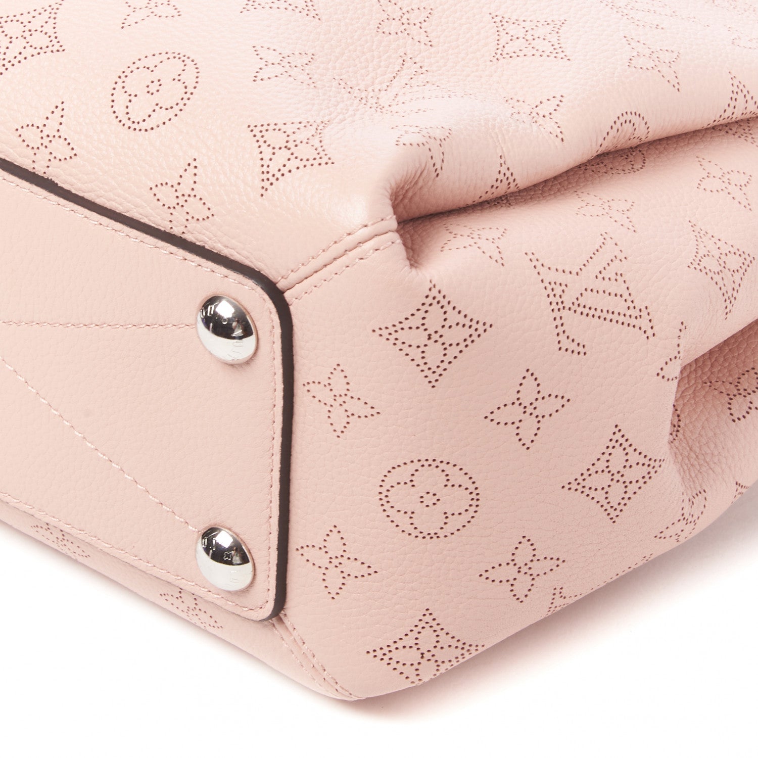 Louis Vuitton Mahina Babylone Chain BB Magnolia 5 of 8