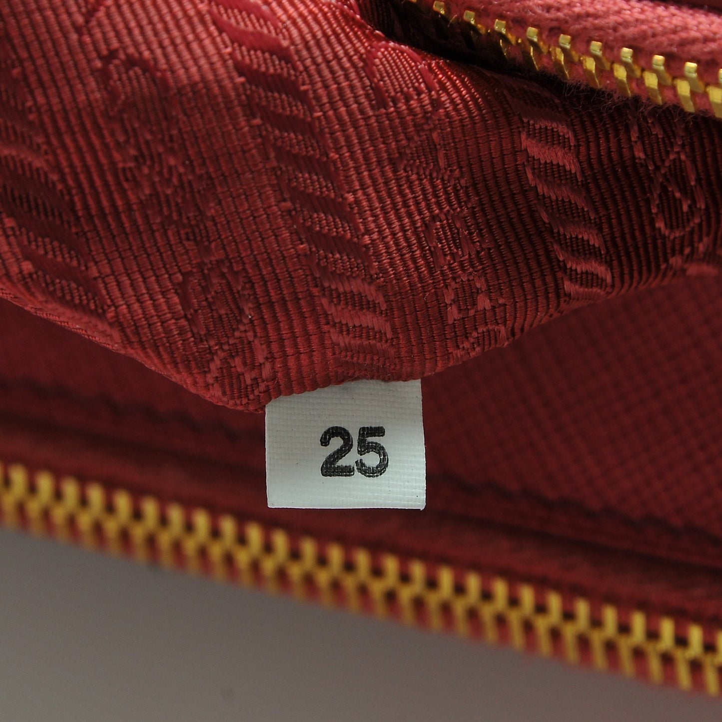 Saffiano Small Galleria Double Zip Tote Peonia