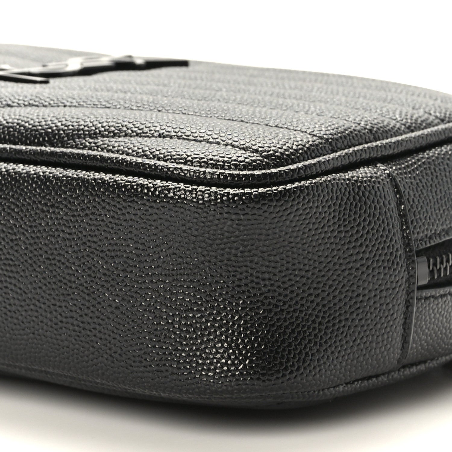 Saint Laurent Grain De Poudre Matelasse Monochrome Monogram Mini Lou Camera Bag Black 9 of 10