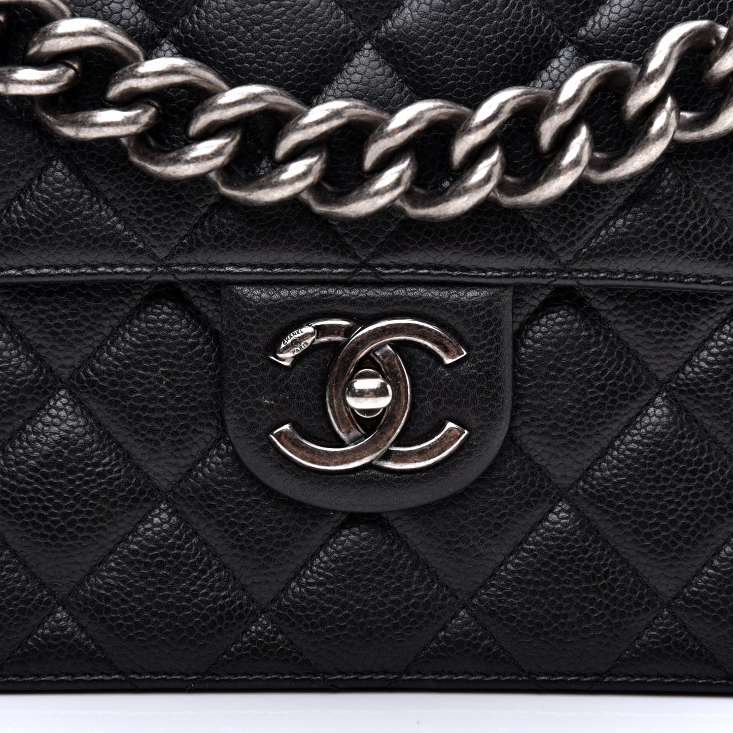 Caviar Quilted Medium Retro Class Flap Black