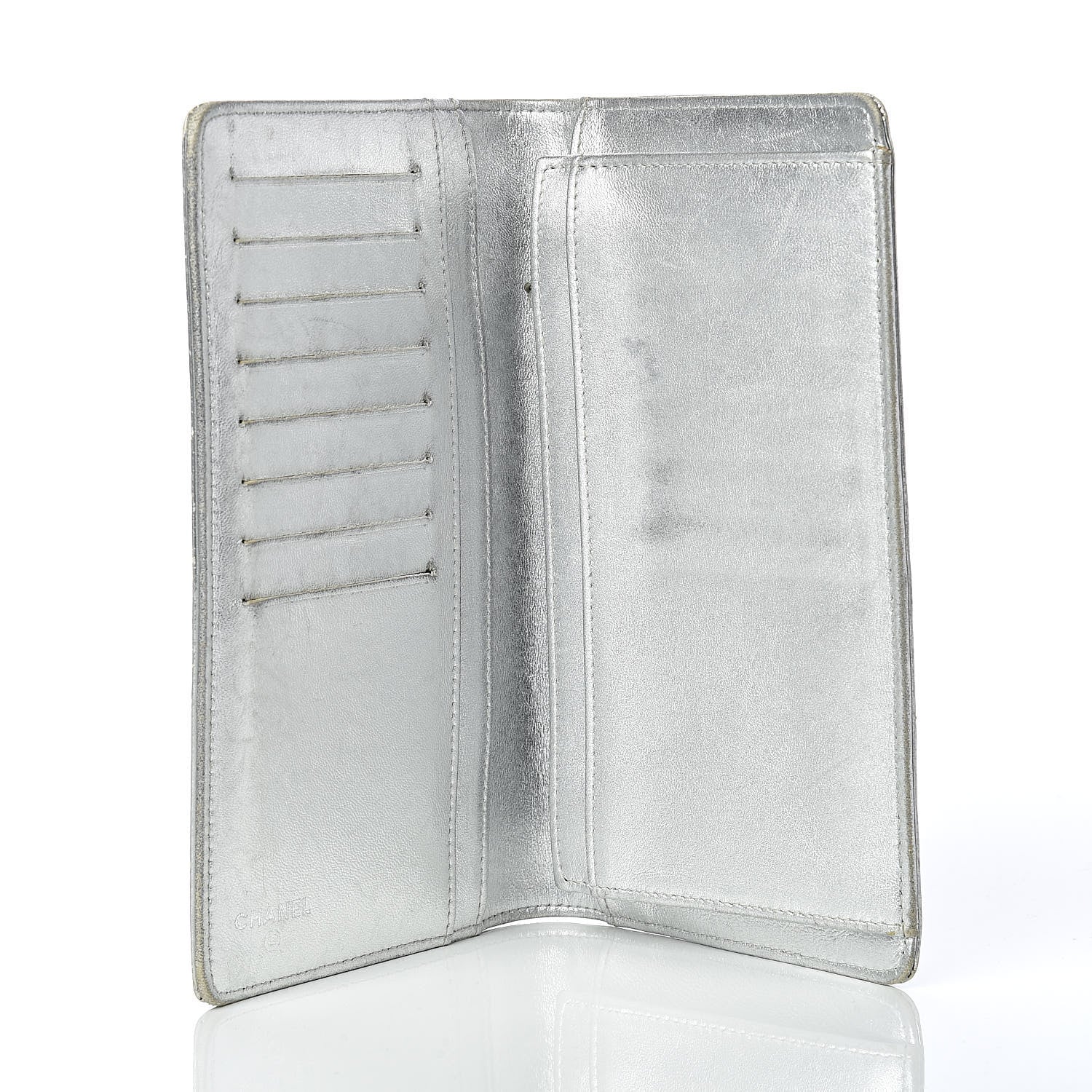 Chanel Metallic Patent Calfskin Quilted Lucky Symbols Yen Wallet Silver 5 of 19