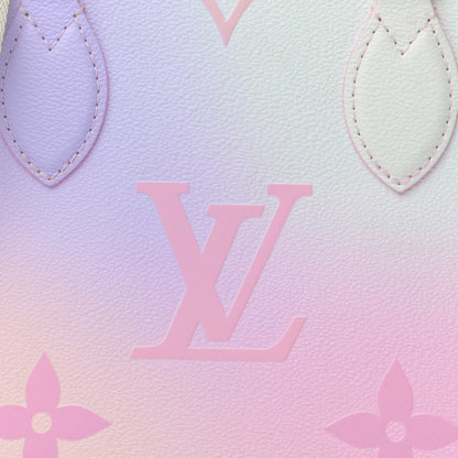 Louis Vuitton Monogram Giant Spring In The City Onthego PM Sunrise Pastel 7 of 10