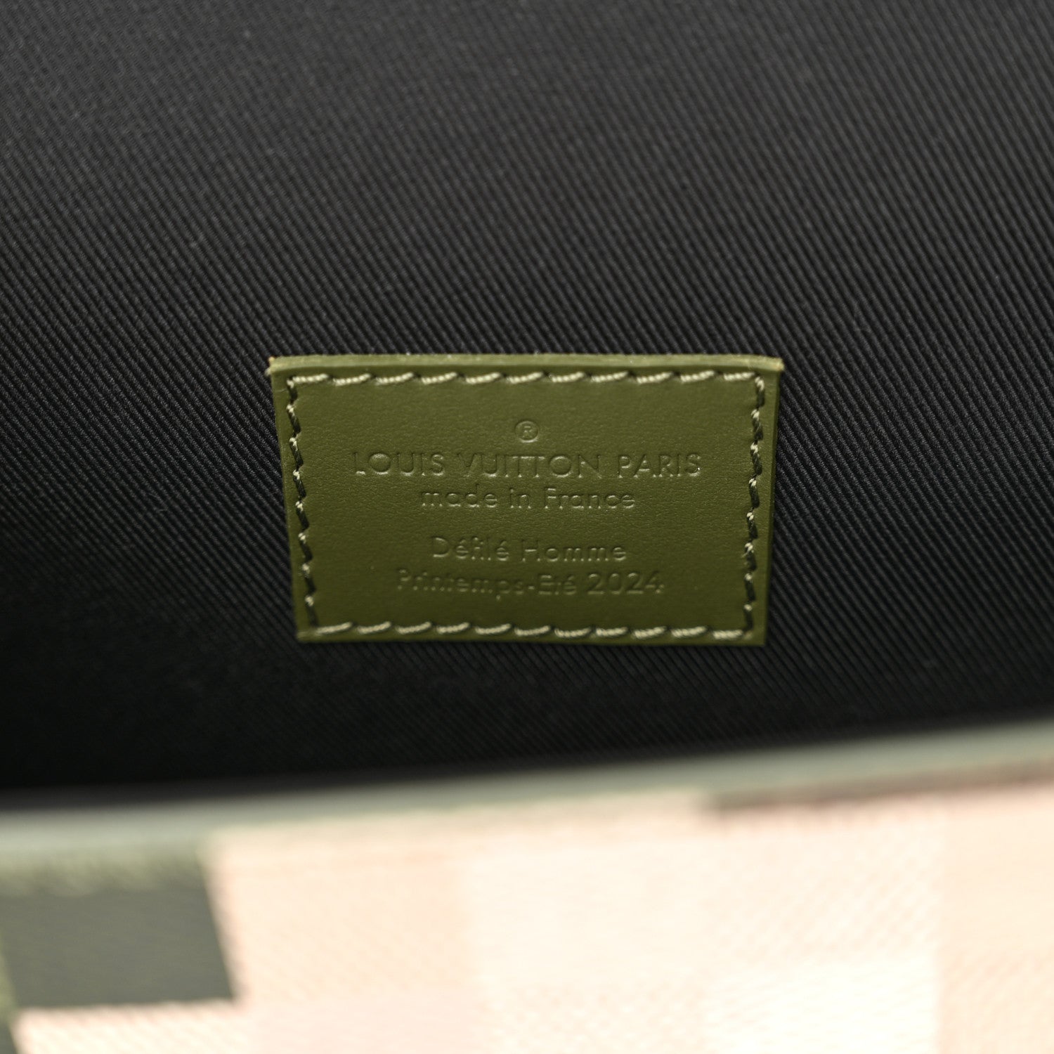 Louis Vuitton Damoflage Steamer Wearable Wallet Green 6 of 10