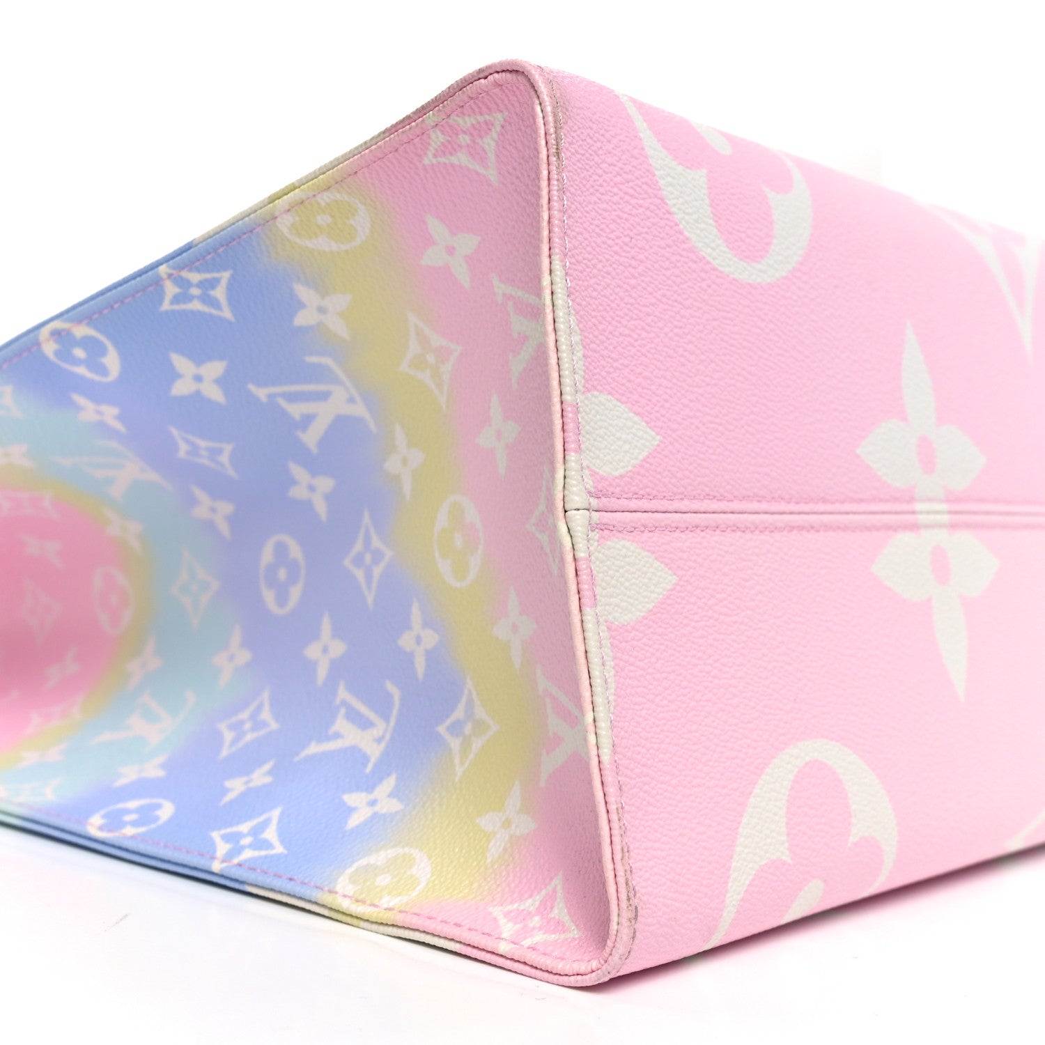 Louis Vuitton Monogram Escale Onthego GM Pastel Pastel 8 of 9