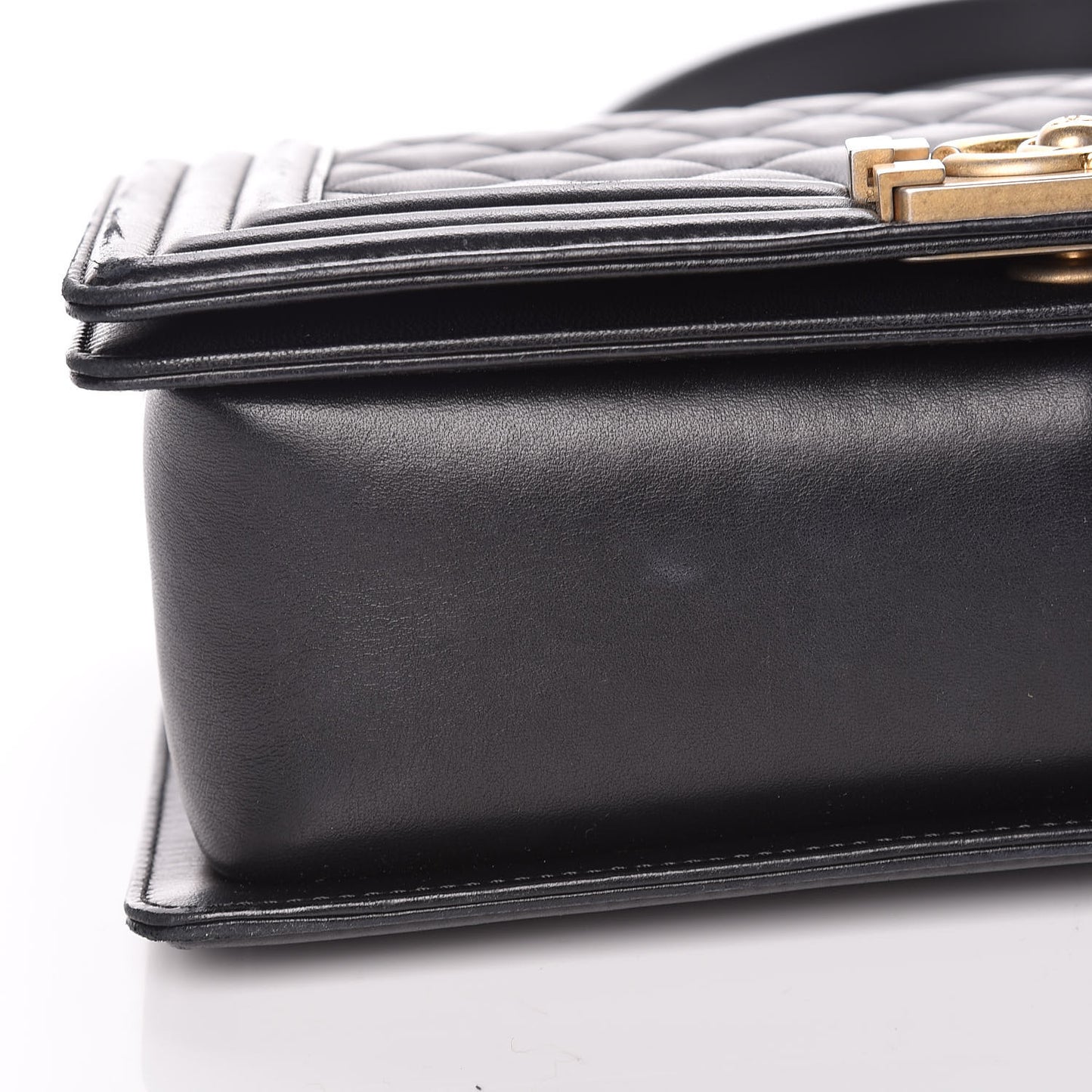 Lambskin Quilted Medium Boy Flap Black