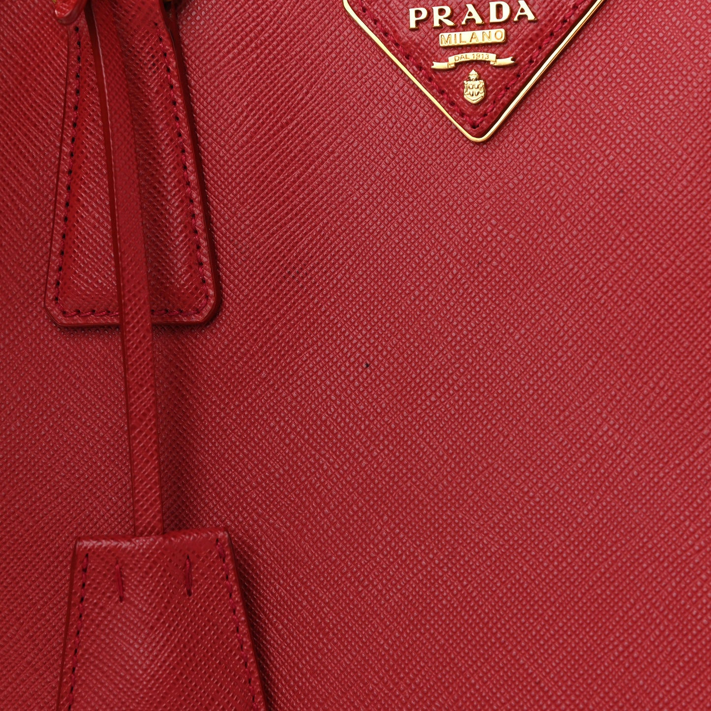 Saffiano Lux Large Galleria Double Zip Tote Fuoco