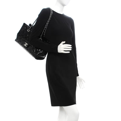 Chanel Glazed Calfskin Quilted Small CC Delivery Tote Black 3 of 17