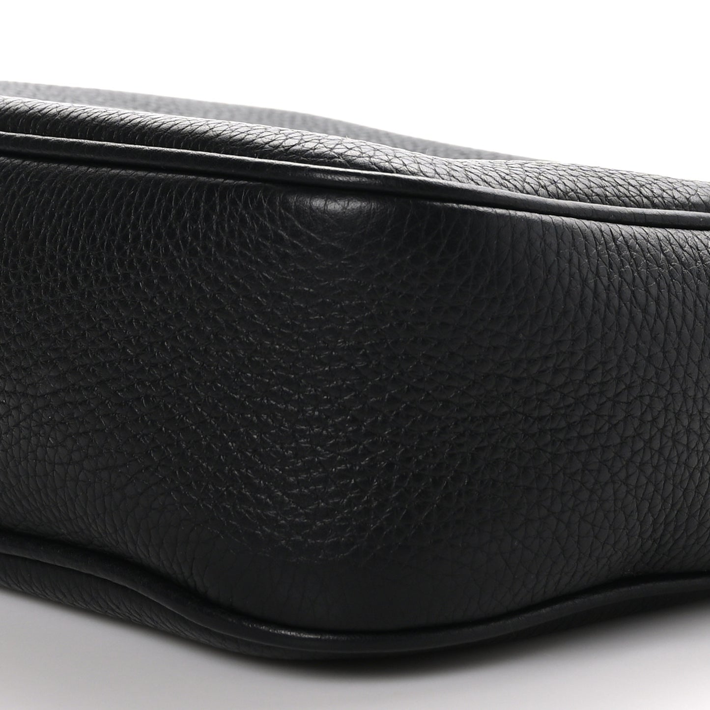 Pebbled Calfskin Small Soho Disco Bag Black