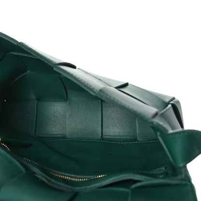 Bottega Veneta Lambskin Maxi Intrecciato Cassette Crossbody Bag Raintree Green 4 of 7