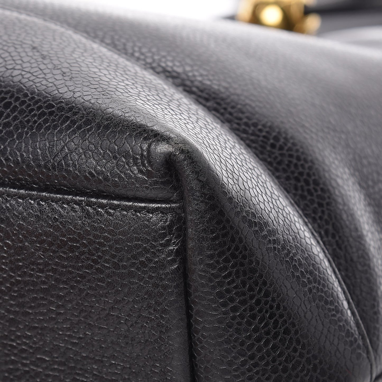 Caviar CC Shoulder Bag Black