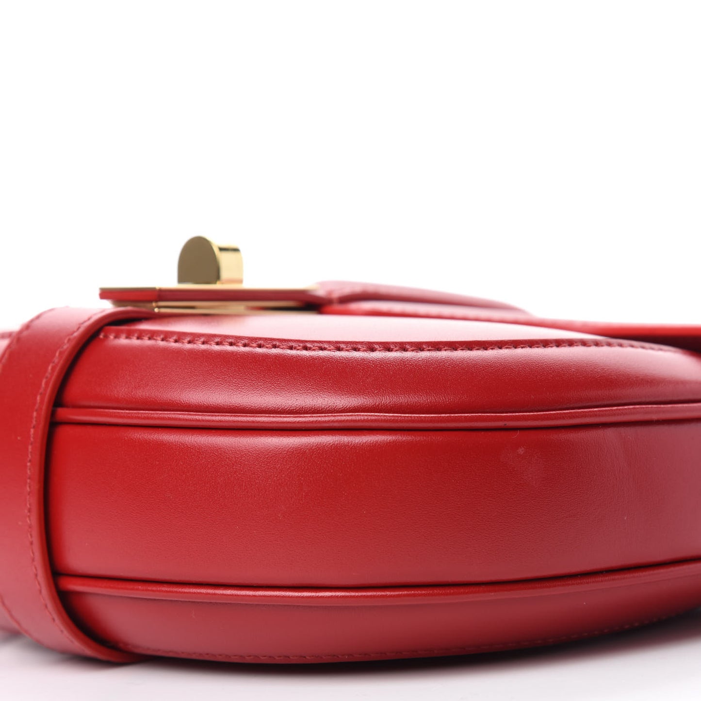 Satinated Calfskin Besace Small 16 Red
