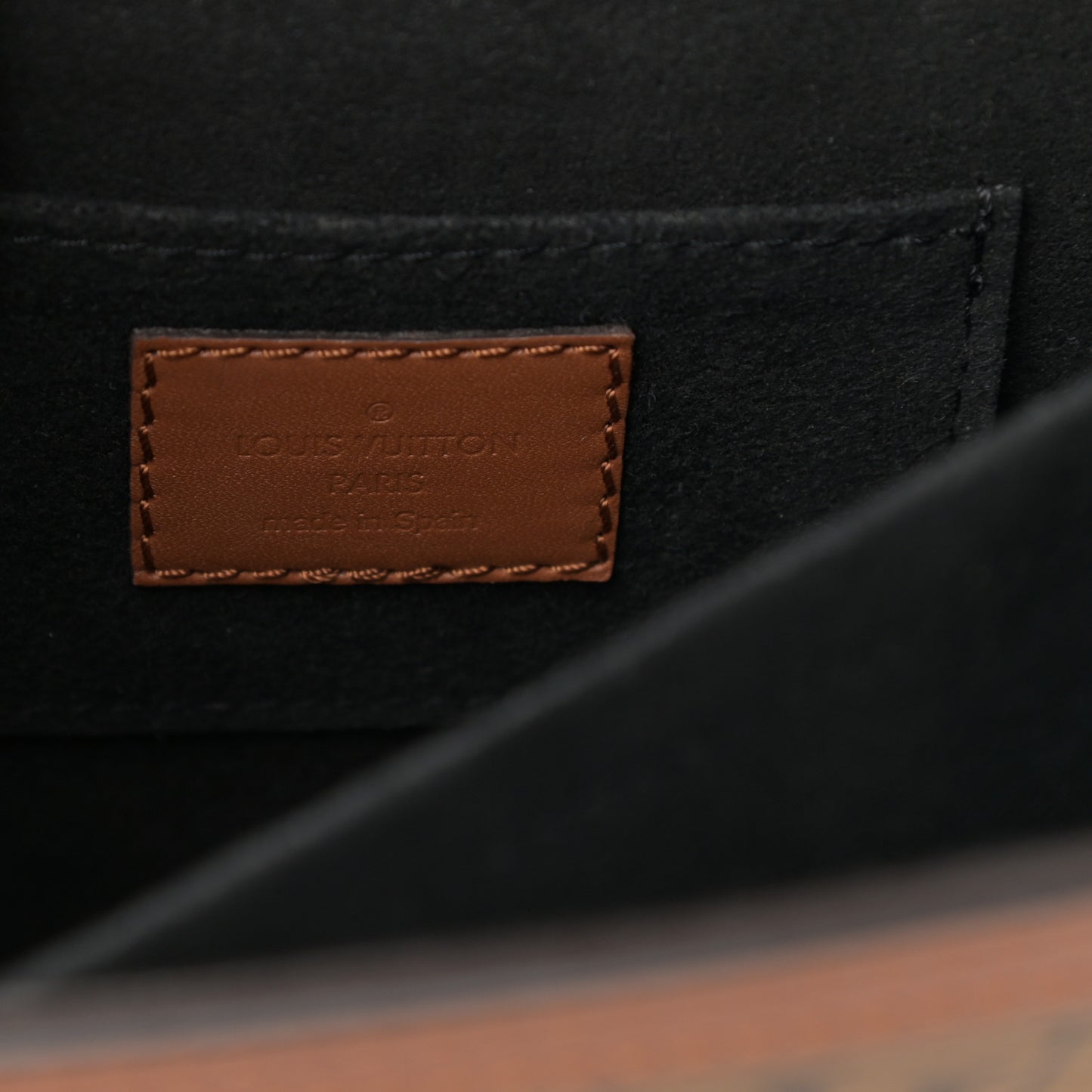 Reverse Monogram Dauphine Mini