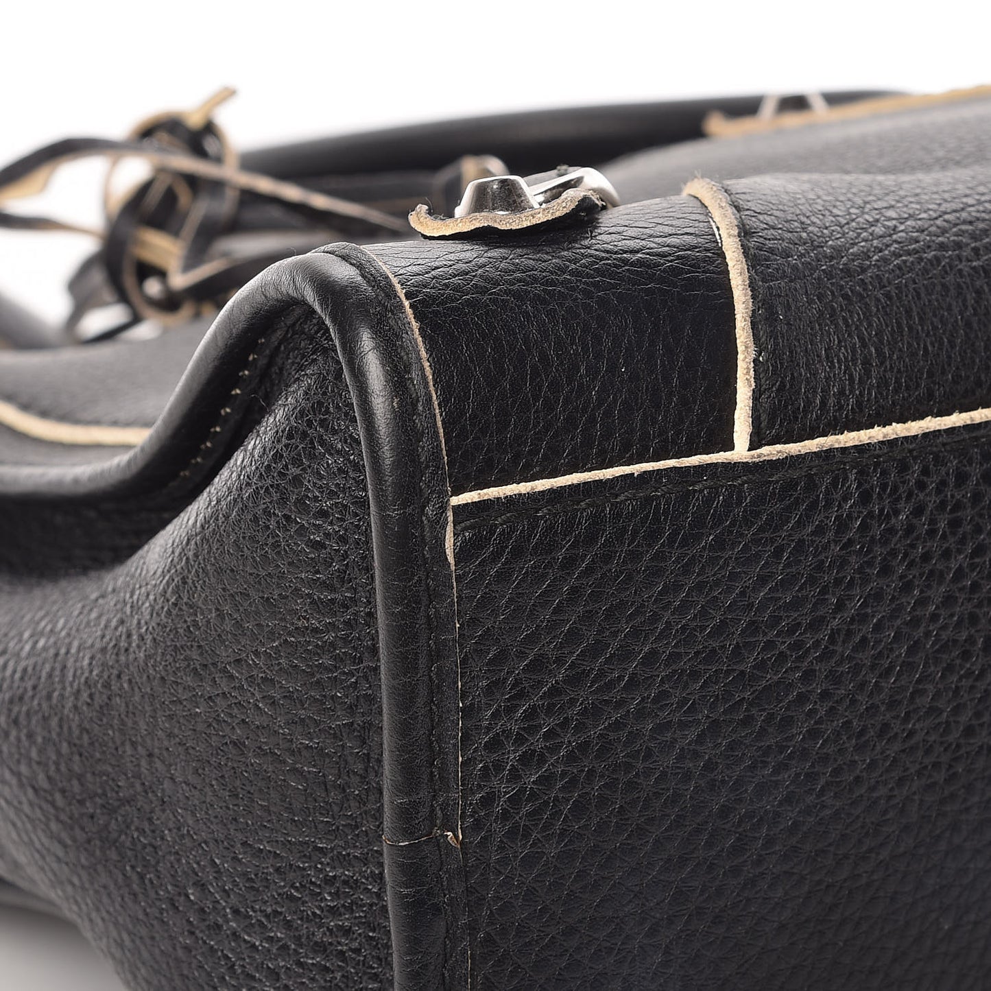 Supple Grained Calfskin Classic Silver Hardware Highlight City Black