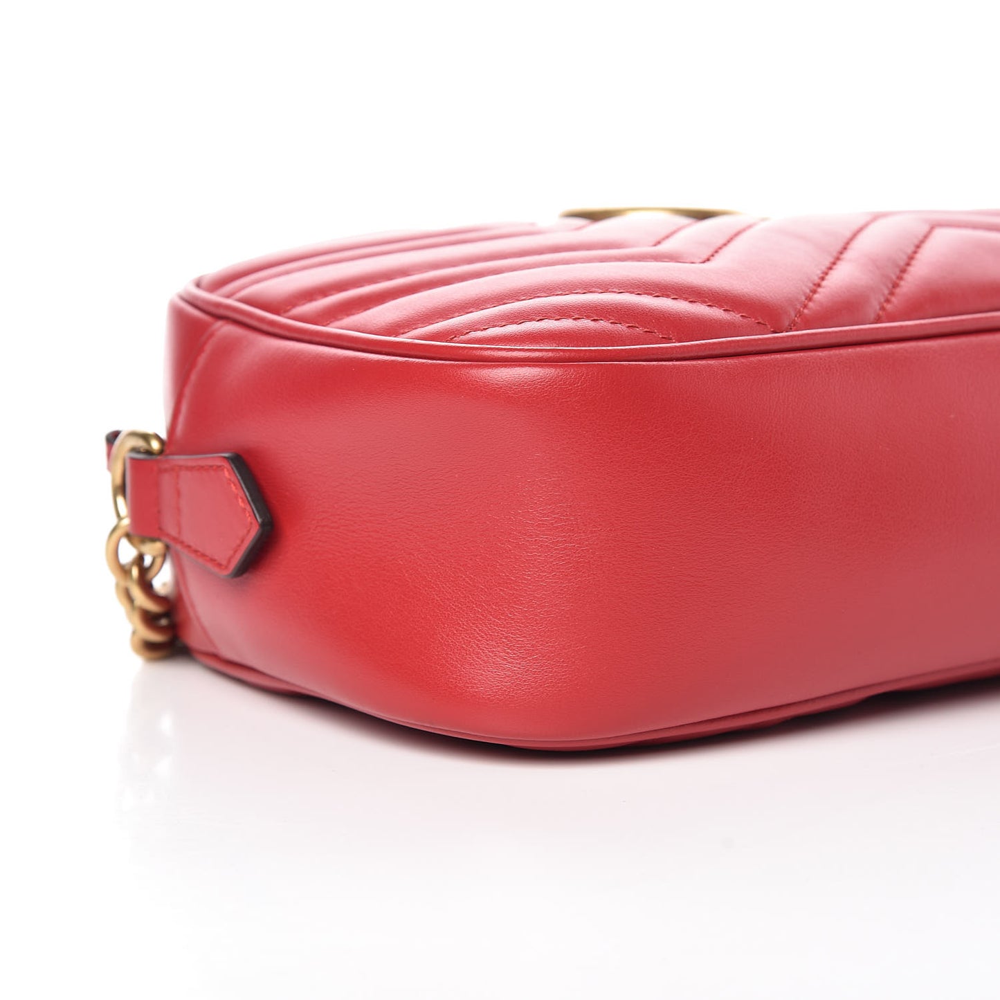 Calfskin Matelasse Small GG Marmont Chain Shoulder Bag Hibiscus Red