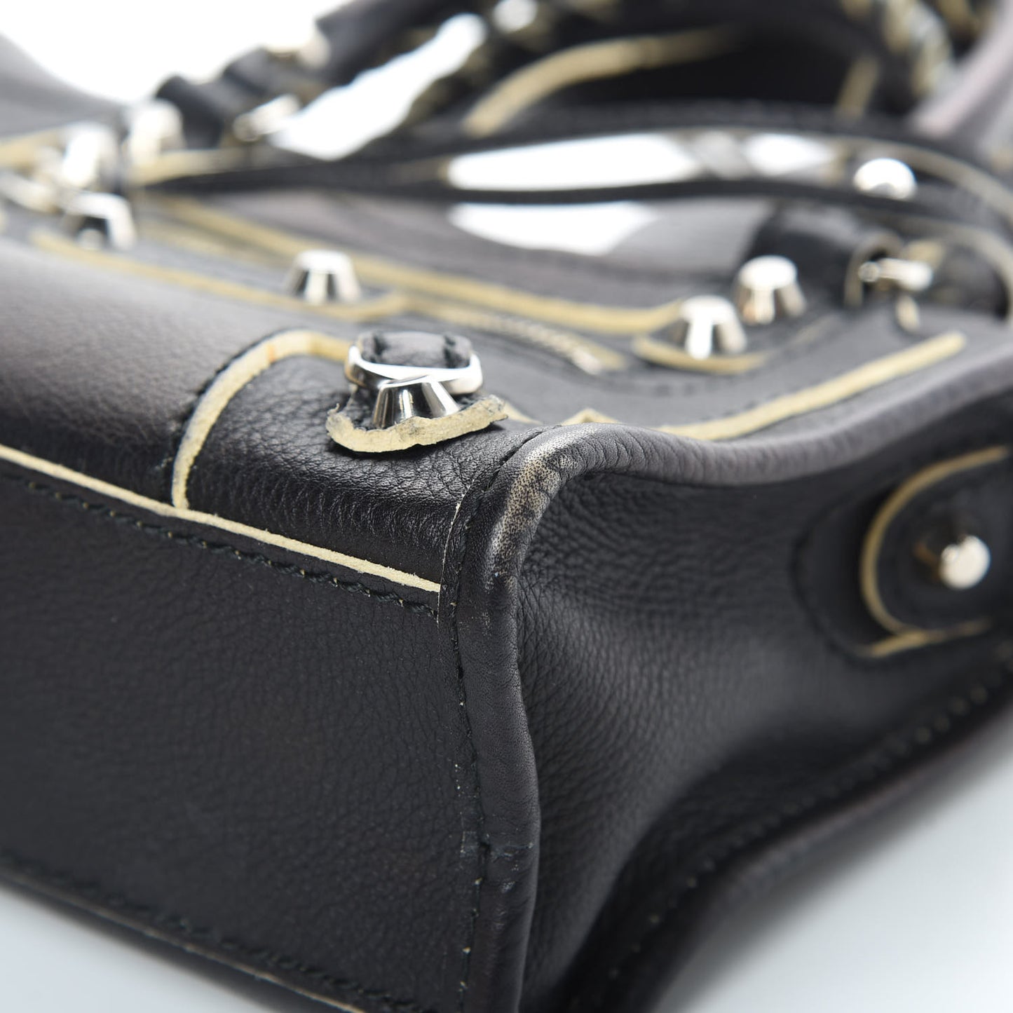 Supple Grained Calfskin Classic Silver Hardware Highlight Mini City Black