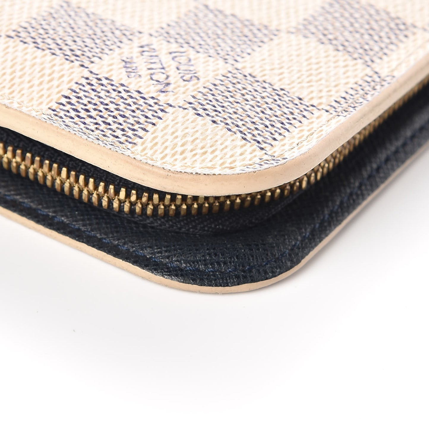 Damier Azur Articles de Voyage Insolite Wallet