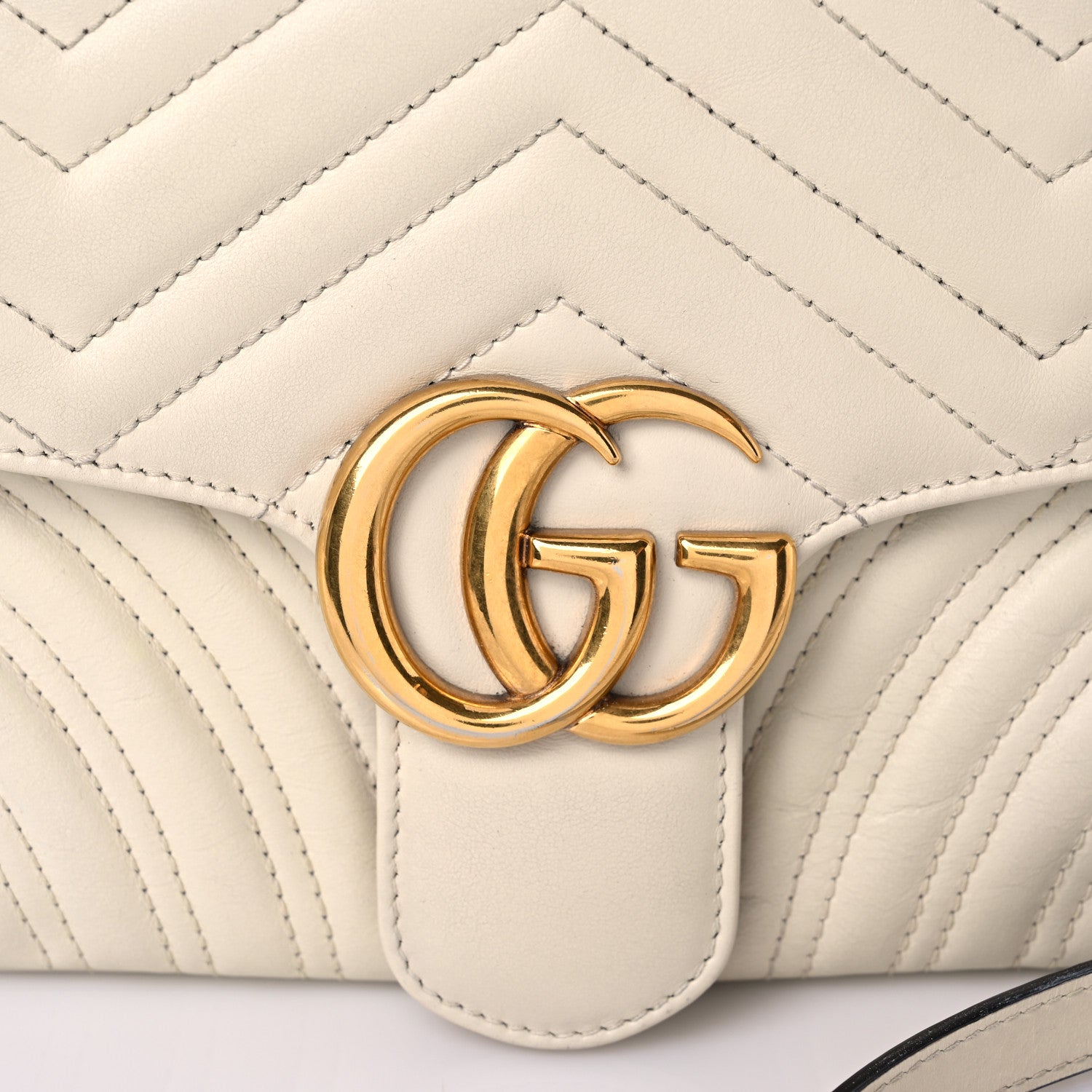Gucci Calfskin Matelasse Small GG Marmont Shoulder Bag White 17 of 19