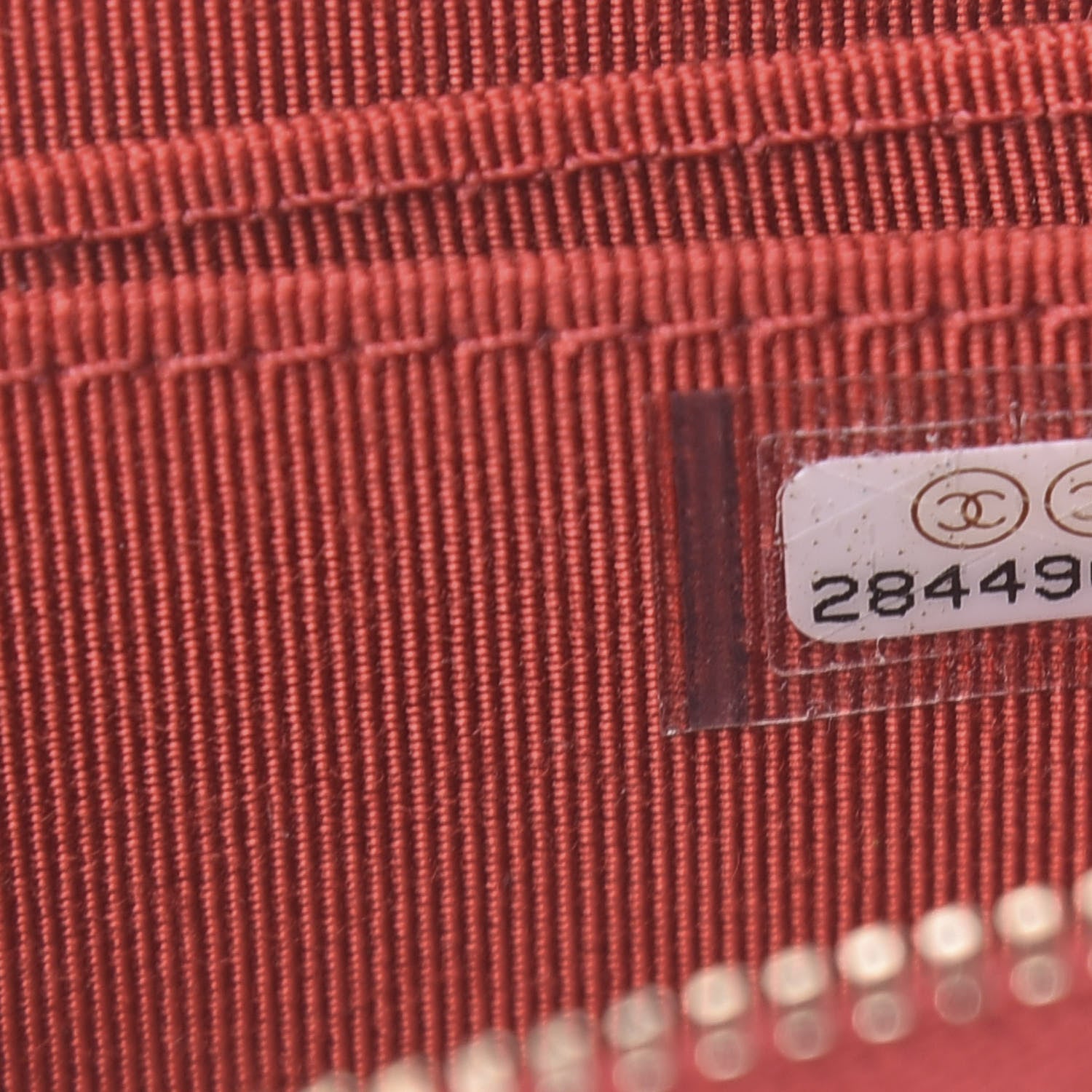 Chanel Caviar Quilted Zip Card Holder Red 7 of 8
