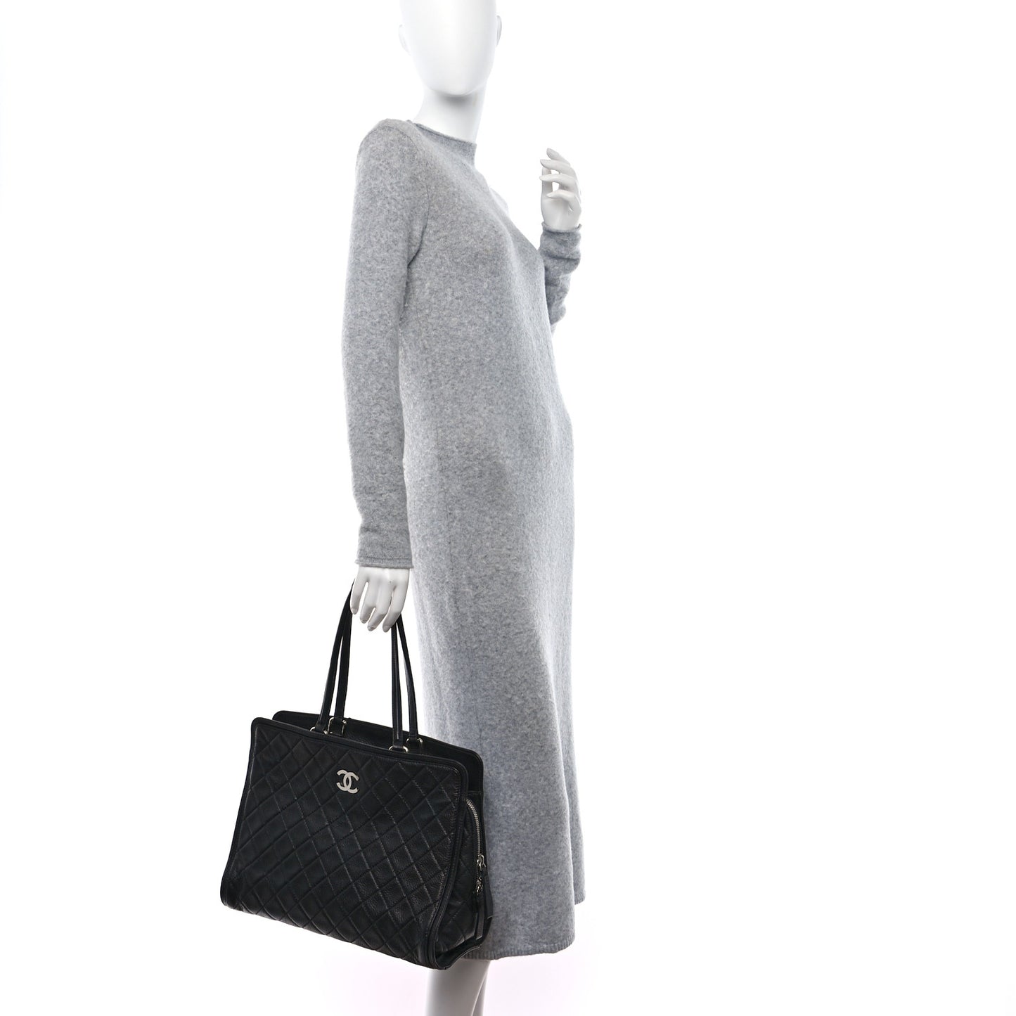 Calfskin Quilted Shopping Tote Black