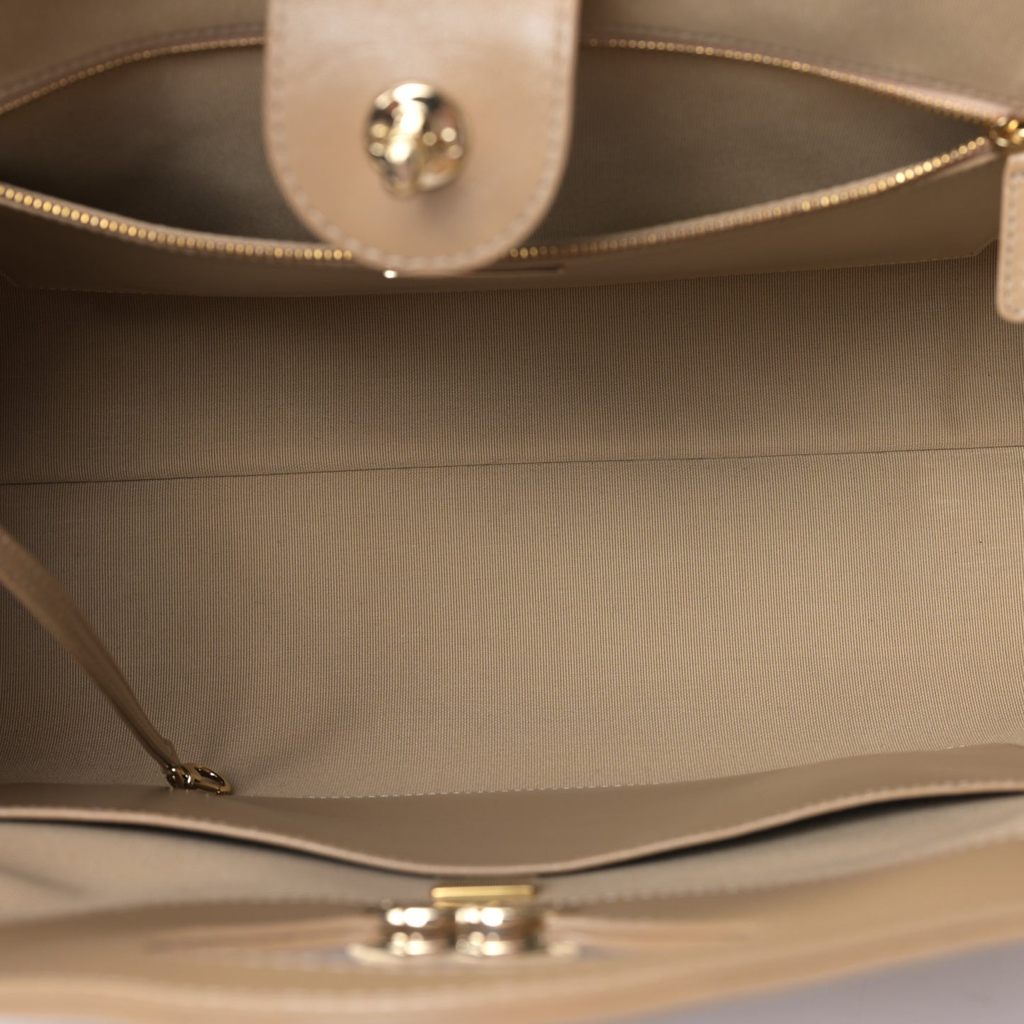 Shiny Crumpled Calfskin Quilted Large 31 Shopping Bag Beige