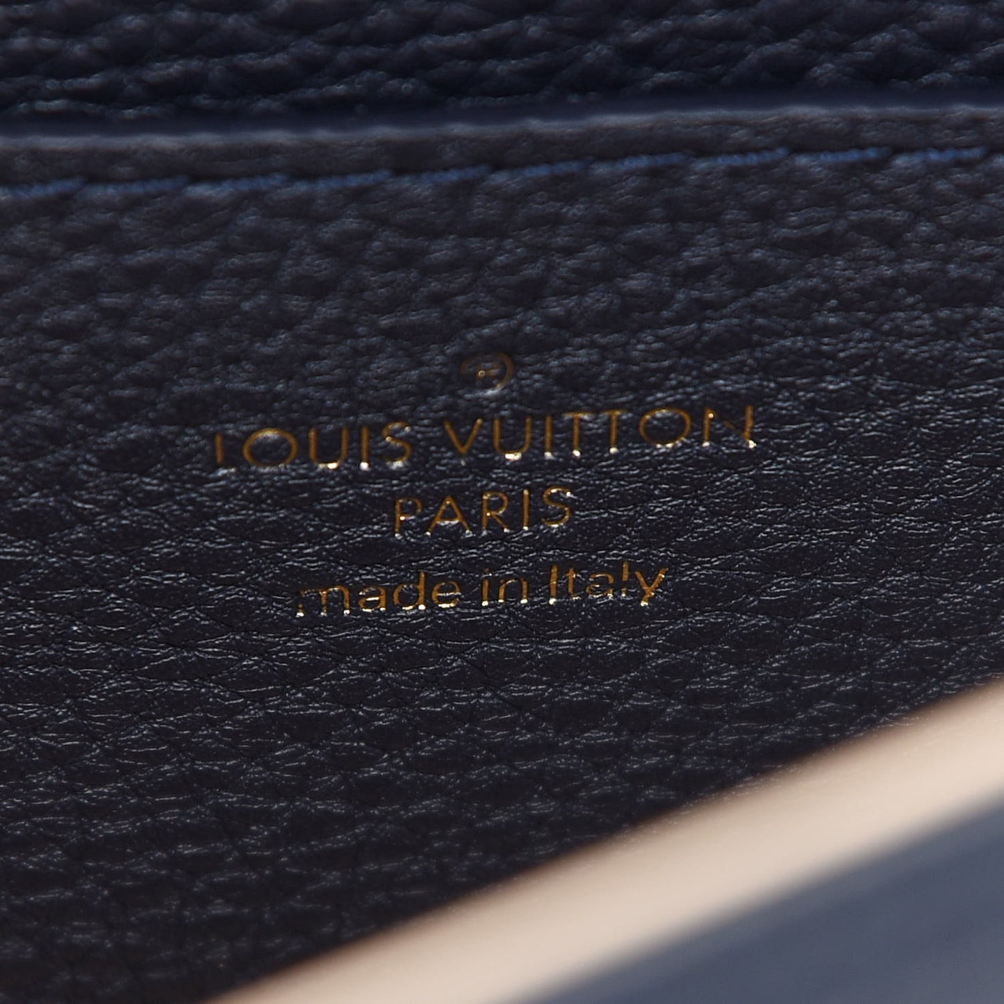 Grained Calfskin LV Pont 9 Soft MM Bleu Marine