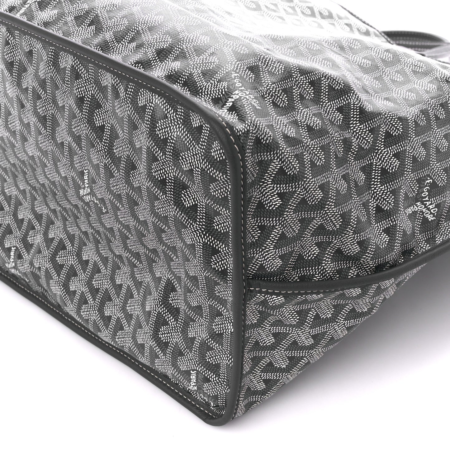 Goyardine Reversible Anjou GM Grey