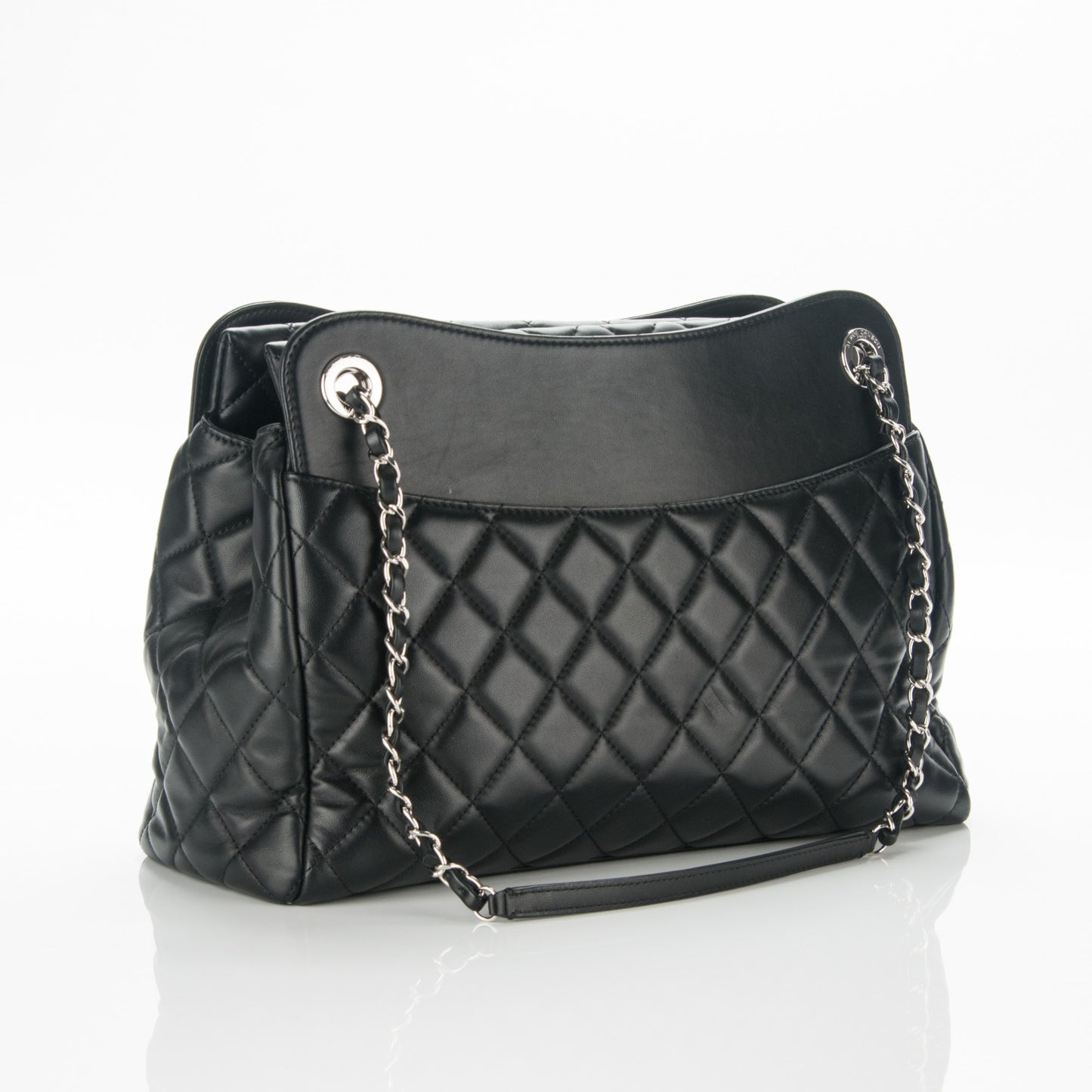 Lambskin Quilted 7 Large Tote Black