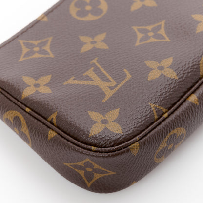 Louis Vuitton Monogram Mini Pochette Accessories 10 of 11