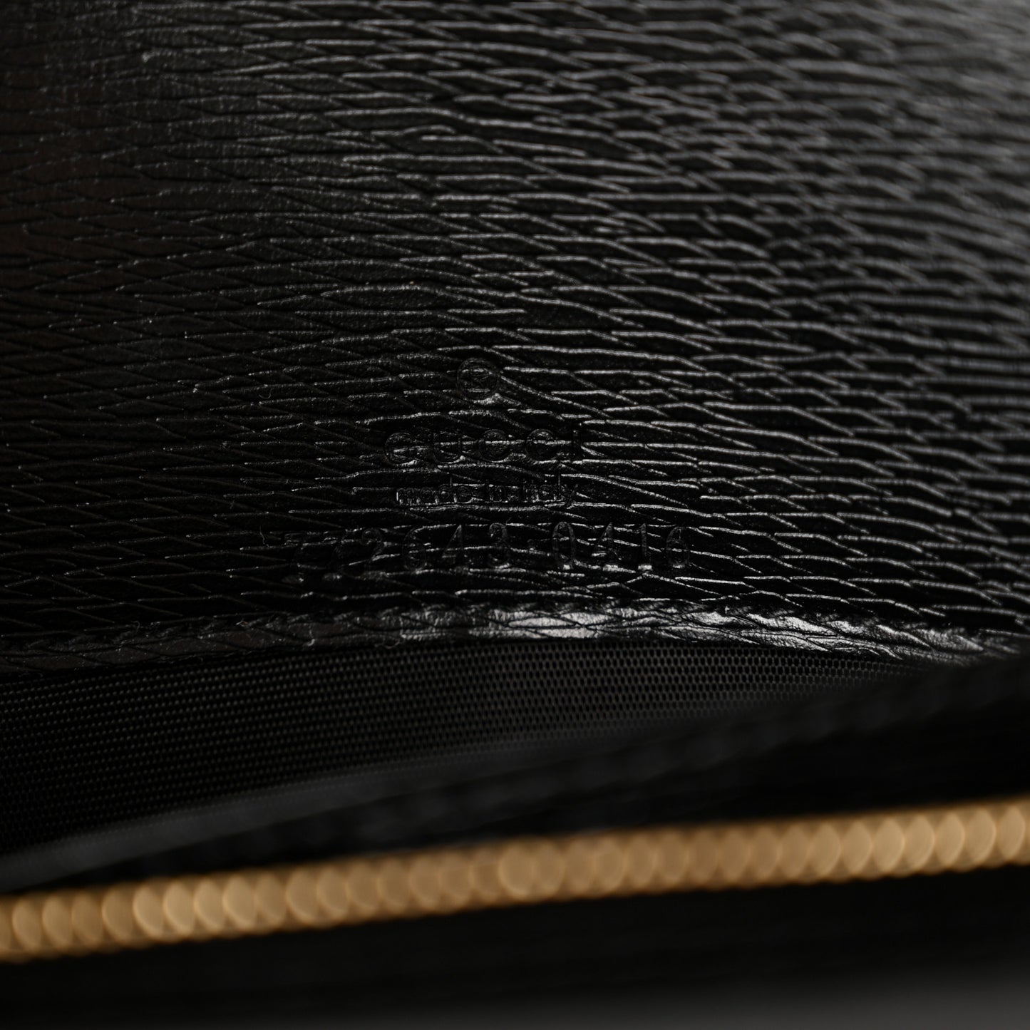 Calfskin Script Logo Wallet On Chain Black