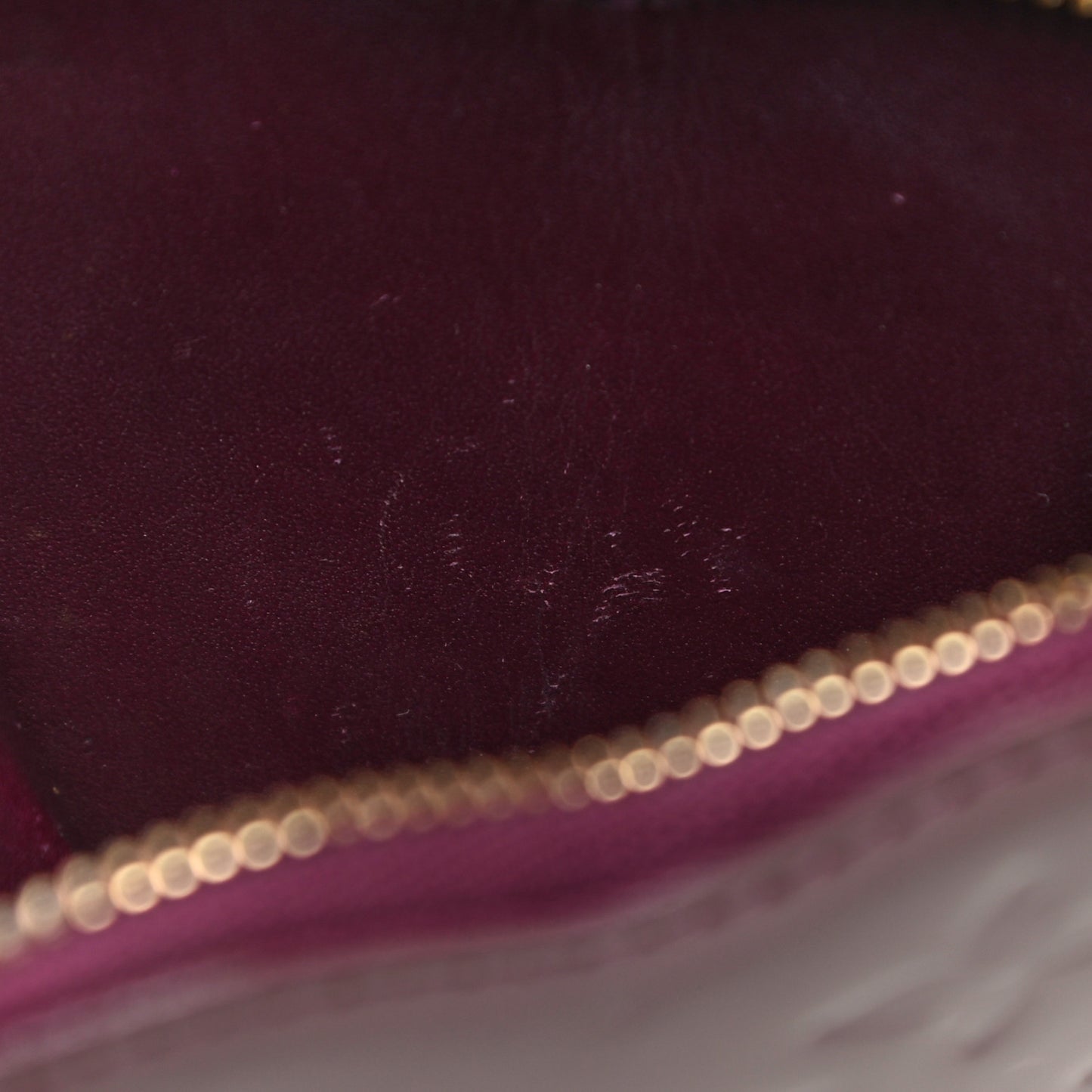 Vernis Heart Coin Purse Violet