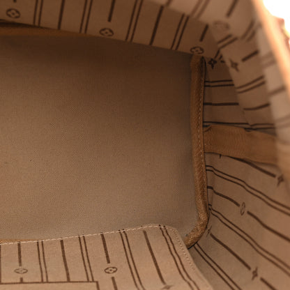 Louis Vuitton Monogram Neverfull MM 11 of 15