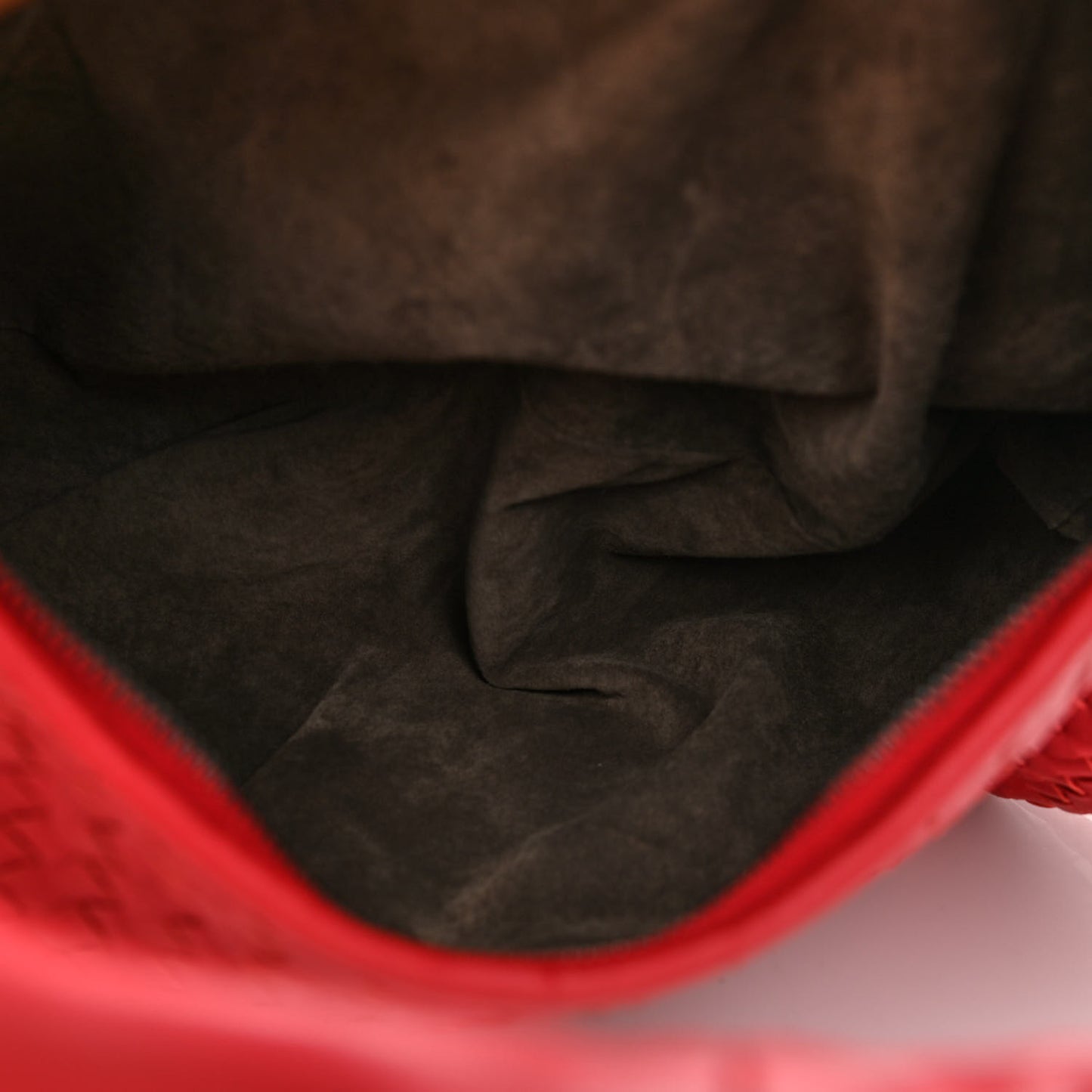 Nappa Intrecciato Large Belly Veneta Hobo Fraise
