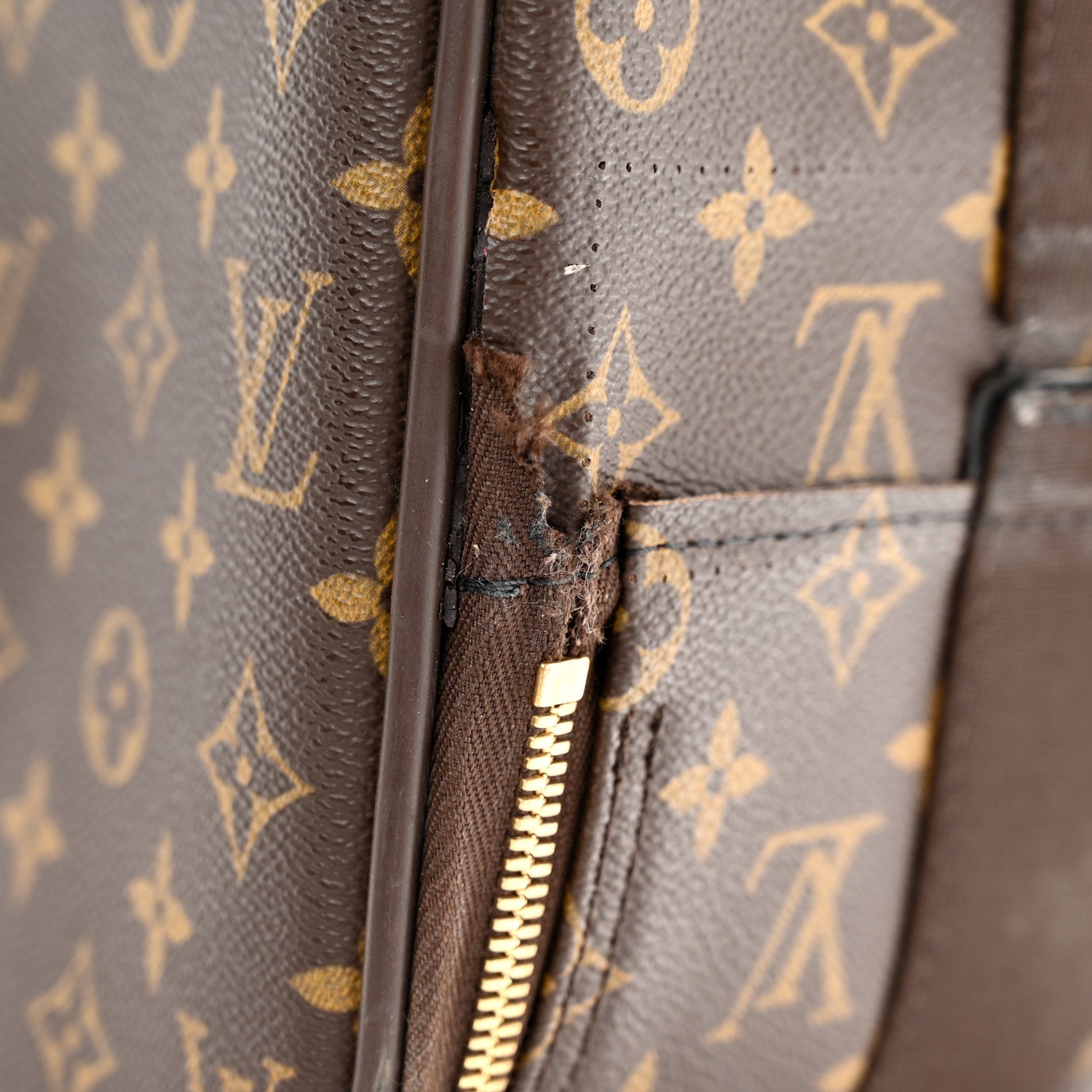 Louis Vuitton Monogram Pegase 55 12 of 14