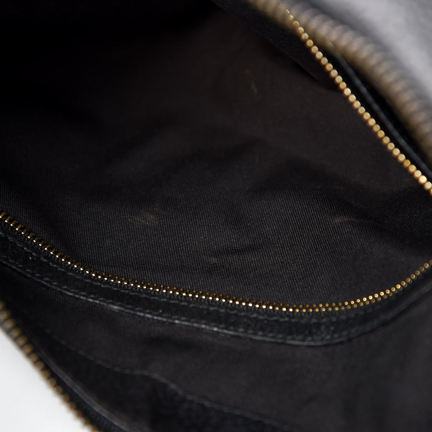 Pebbled Calfskin Web Bamboo Ring Hobo Black