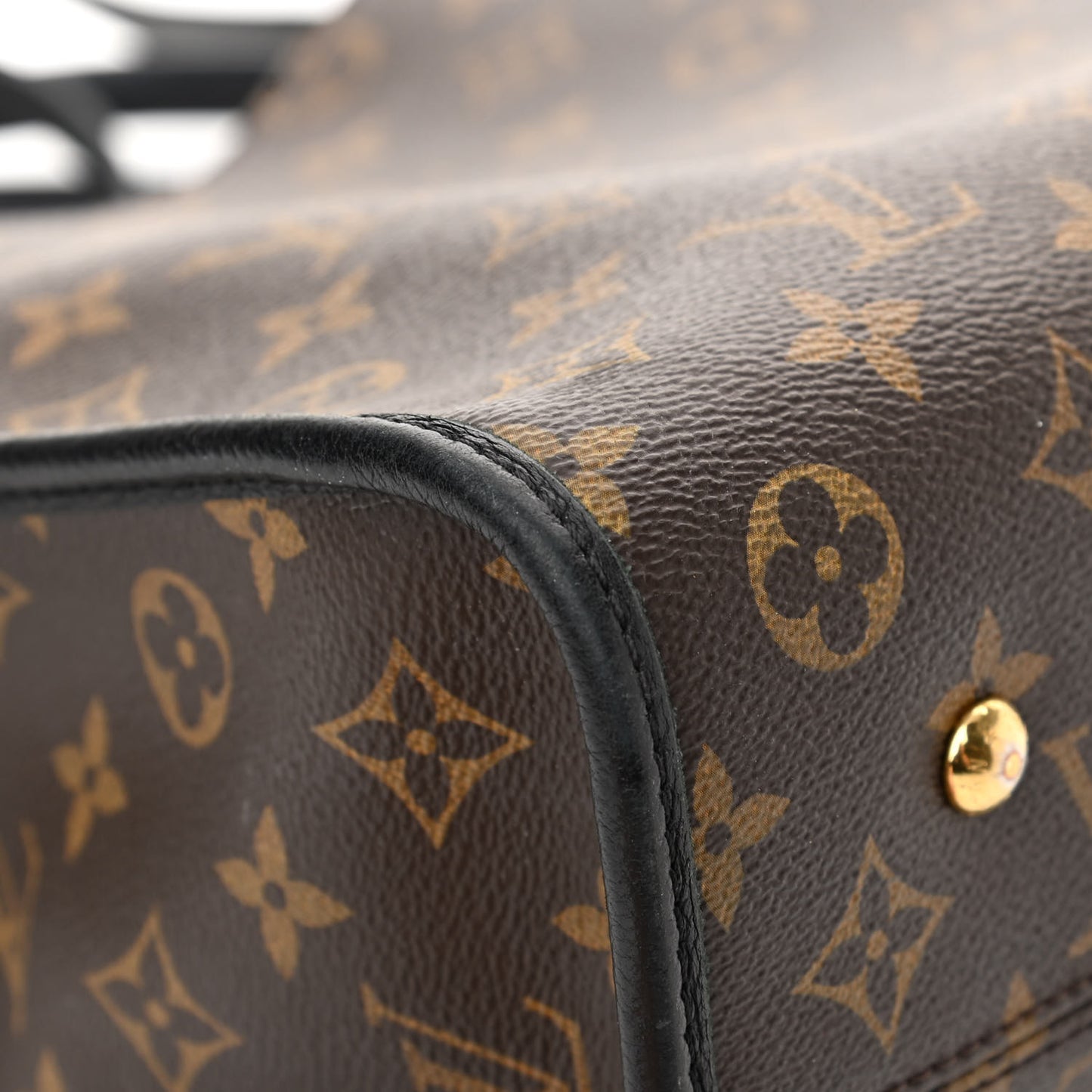 Monogram Popincourt MM Black