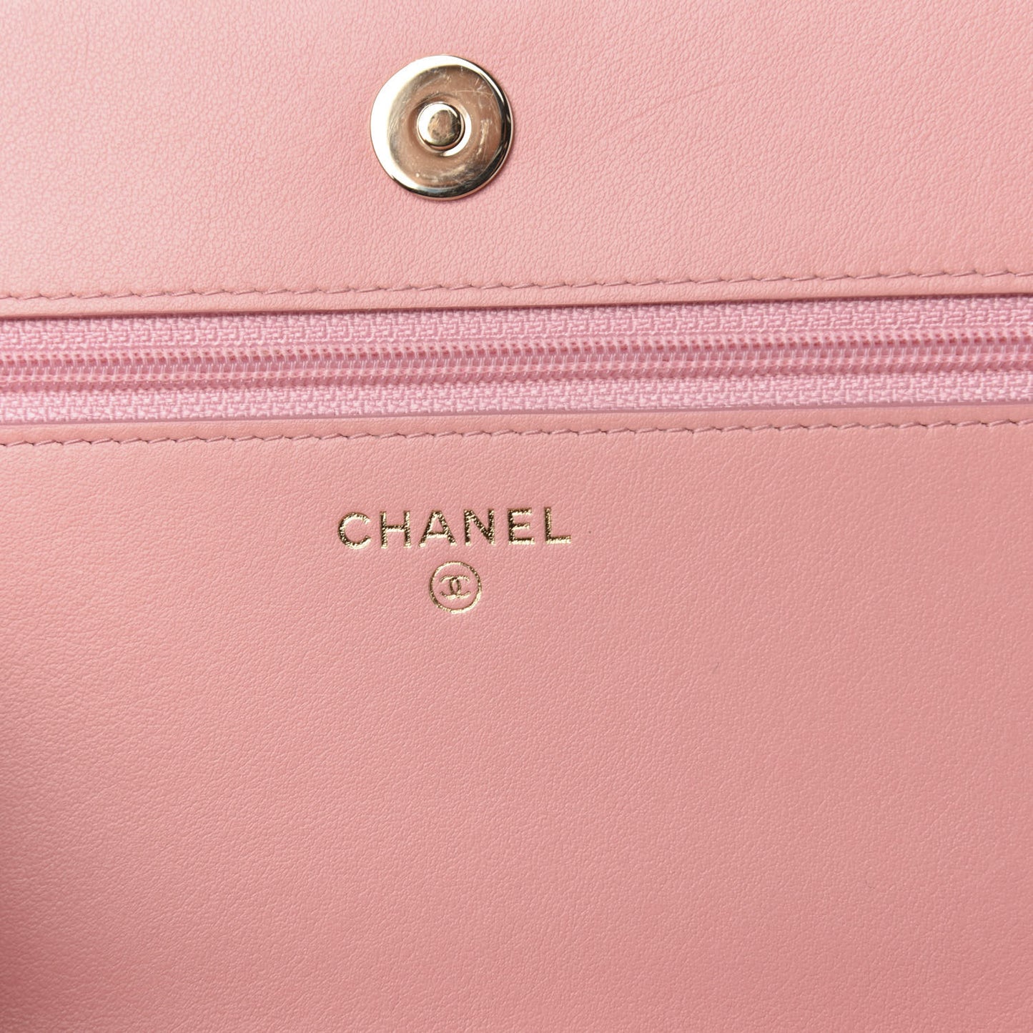 Caviar Quilted Boy Wallet On Chain WOC Pink