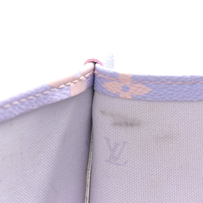 Louis Vuitton Monogram Giant Spring In The City Onthego GM Sunrise Pastel 12 of 12