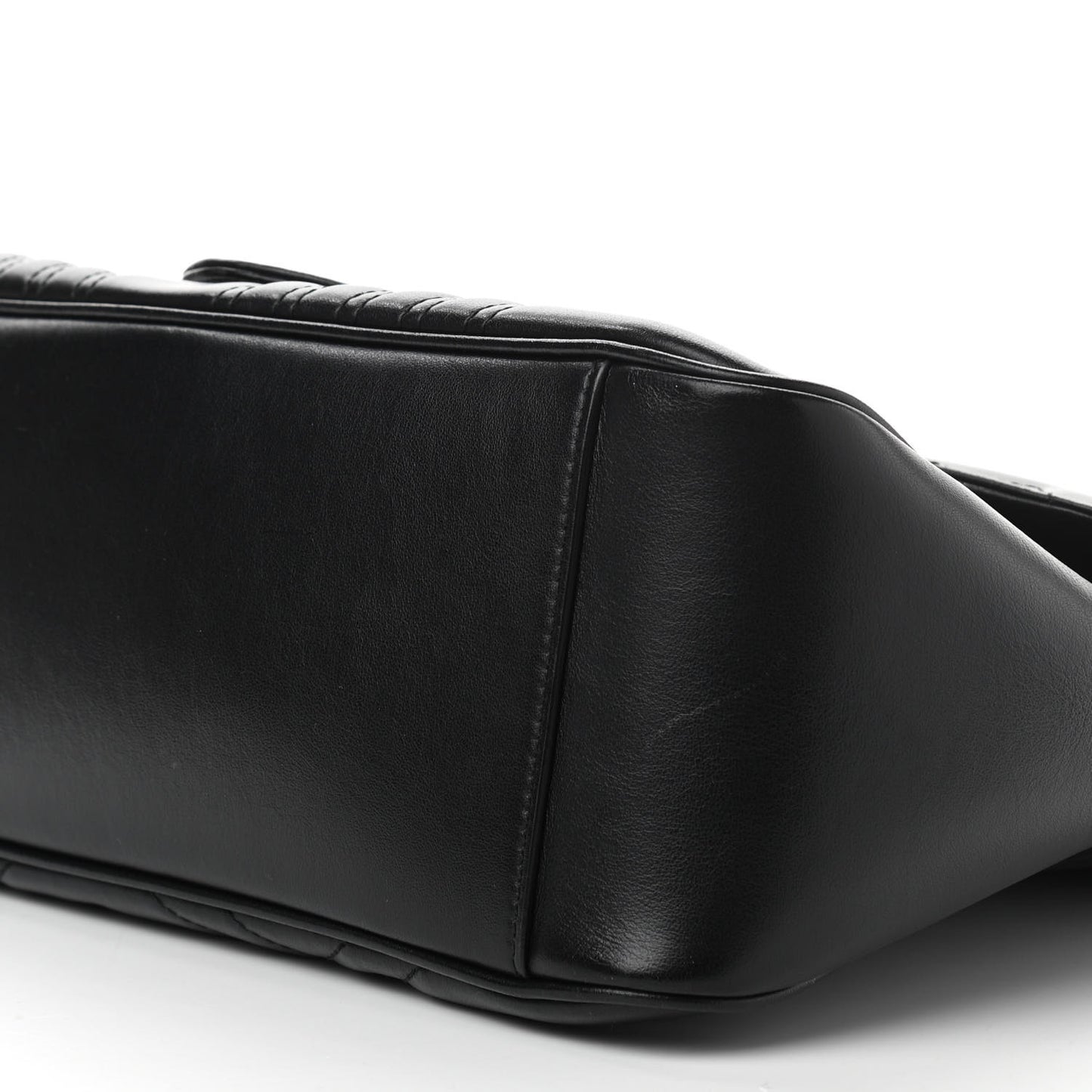 Calfskin Matelasse Medium GG Marmont Top Handle Shoulder Bag Black