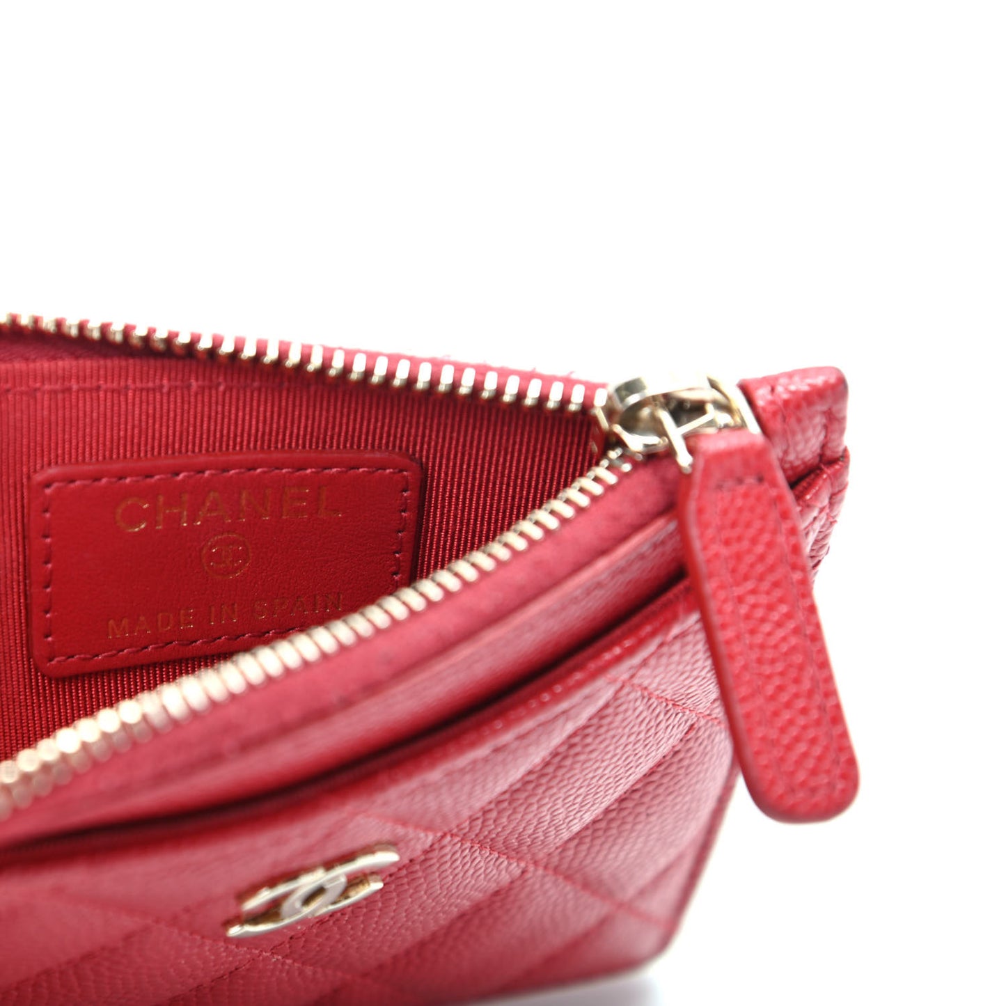 Caviar Quilted CC Zip Card Holder Red