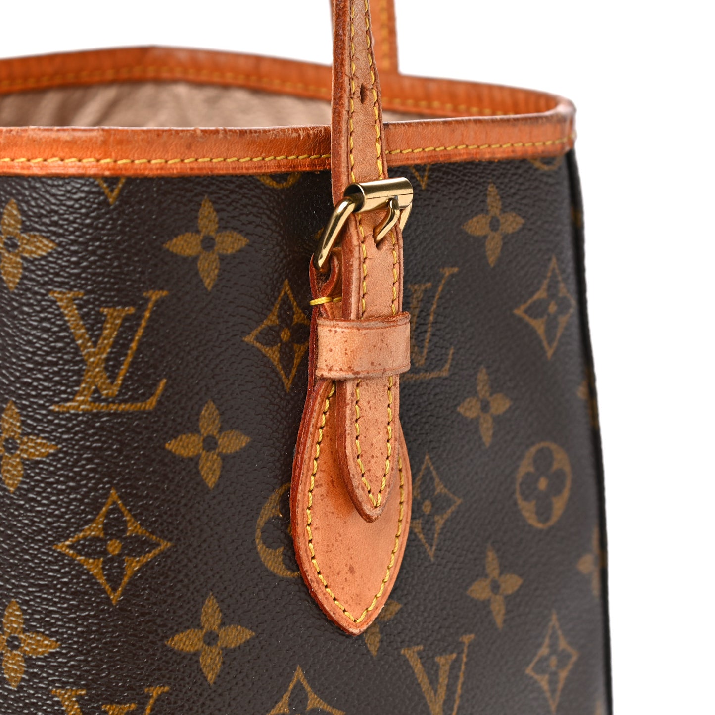 Monogram Petit Bucket 23