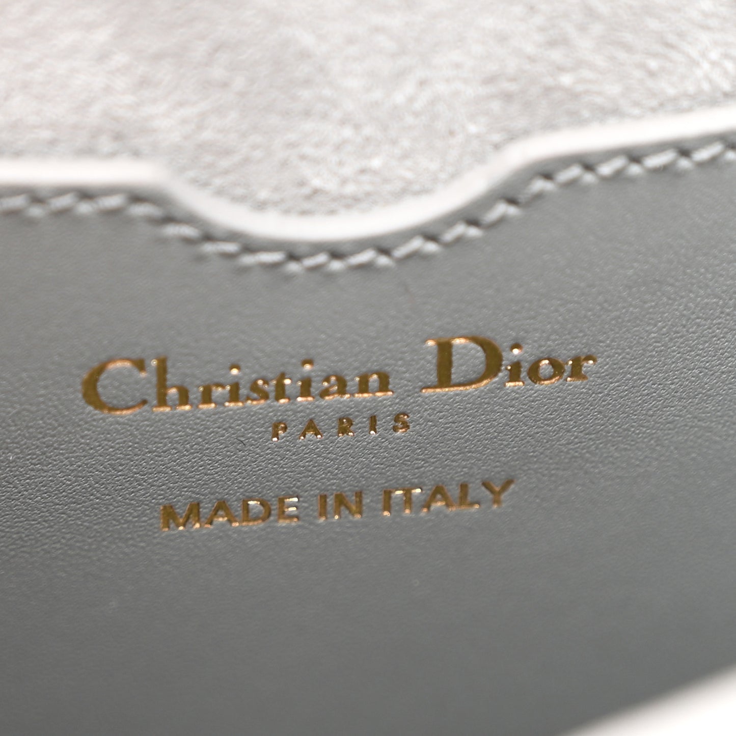 Box Calfskin Medium Bobby Flap Gray
