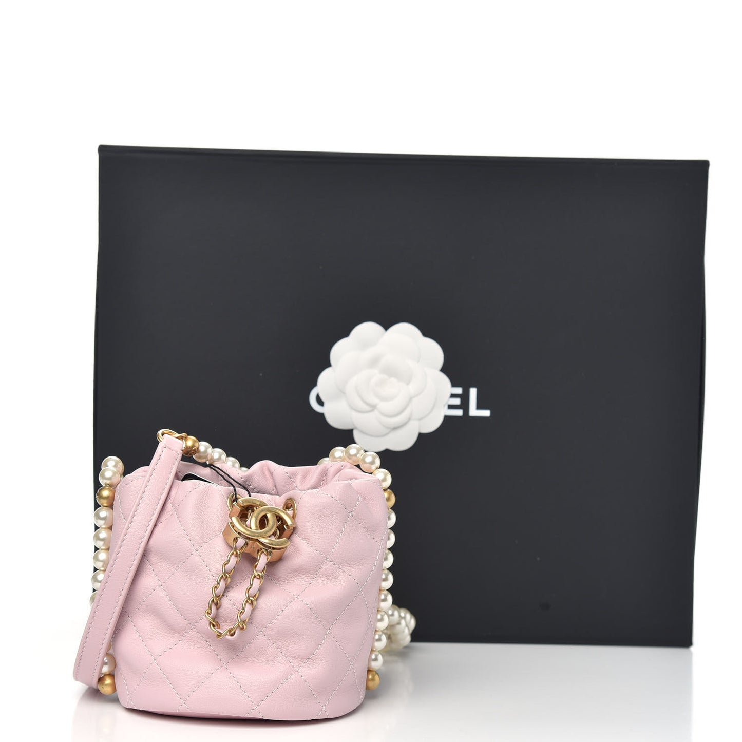 Calfskin Quilted Pearl Mini About Pearls Drawstring Bucket Light Pink