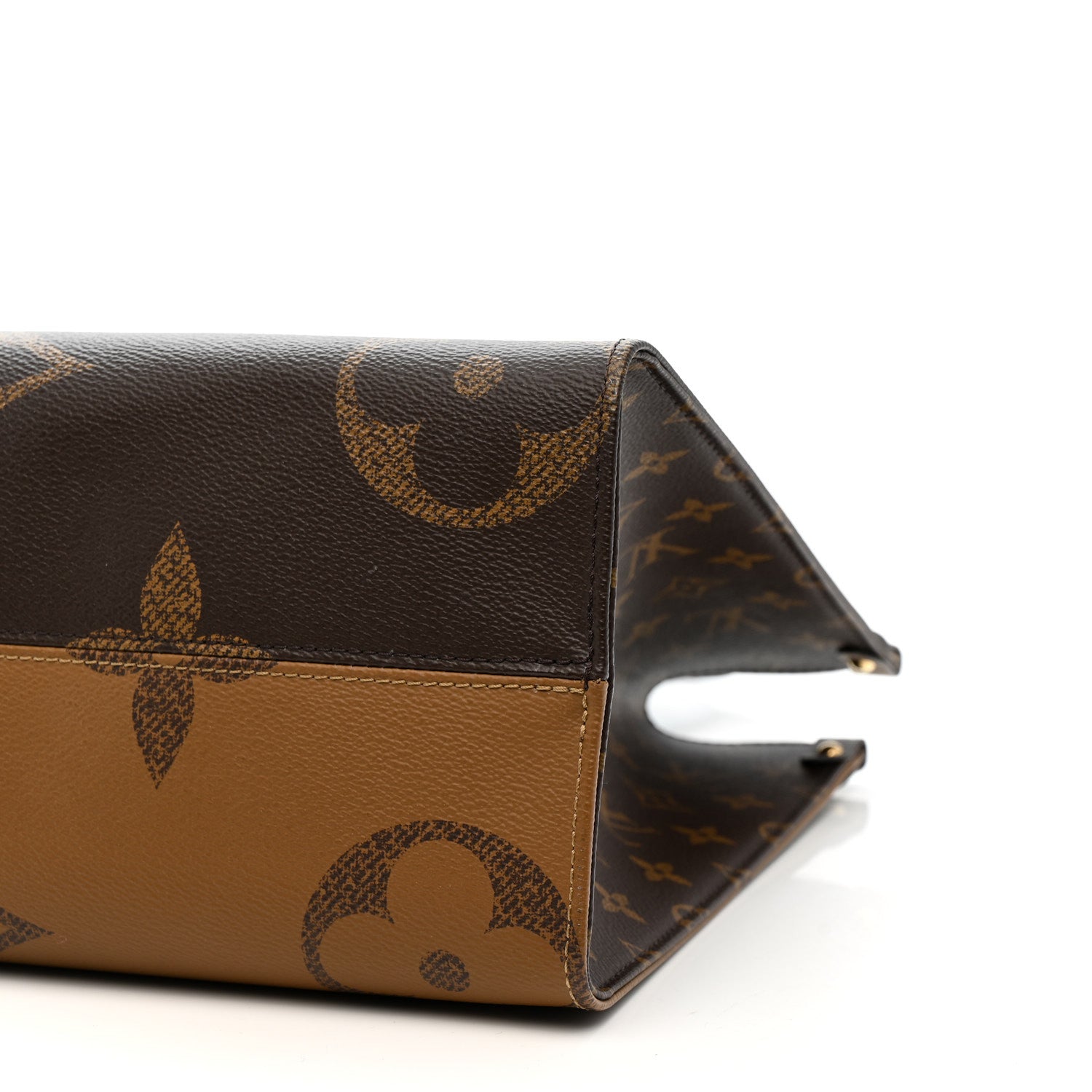 Louis Vuitton Reverse Monogram Giant Onthego MM 9 of 10