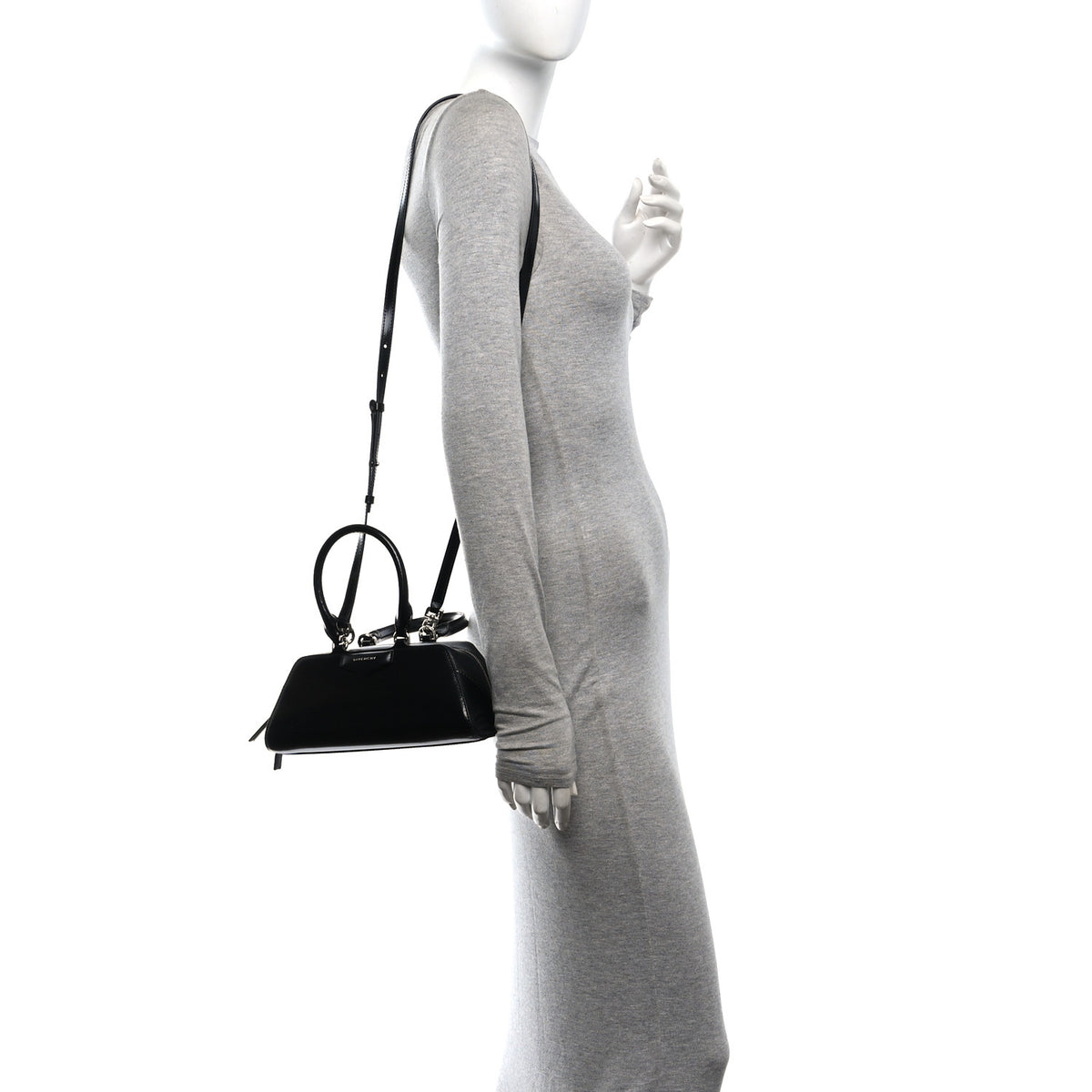Box Calfskin East West Mini Antigona Black