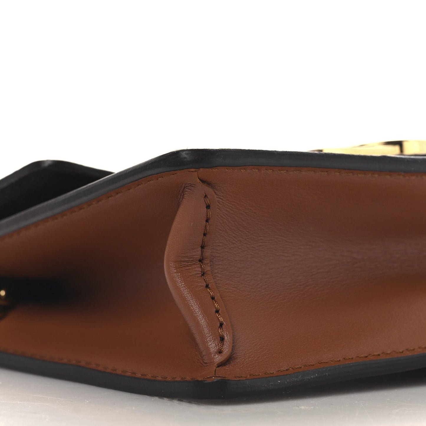 Reverse Monogram Dauphine Chain Wallet